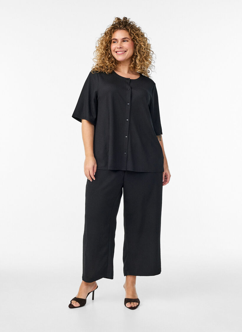 Hoch taillierte Culotte mit Gummizug hinten, Schwarz, Model image number 0