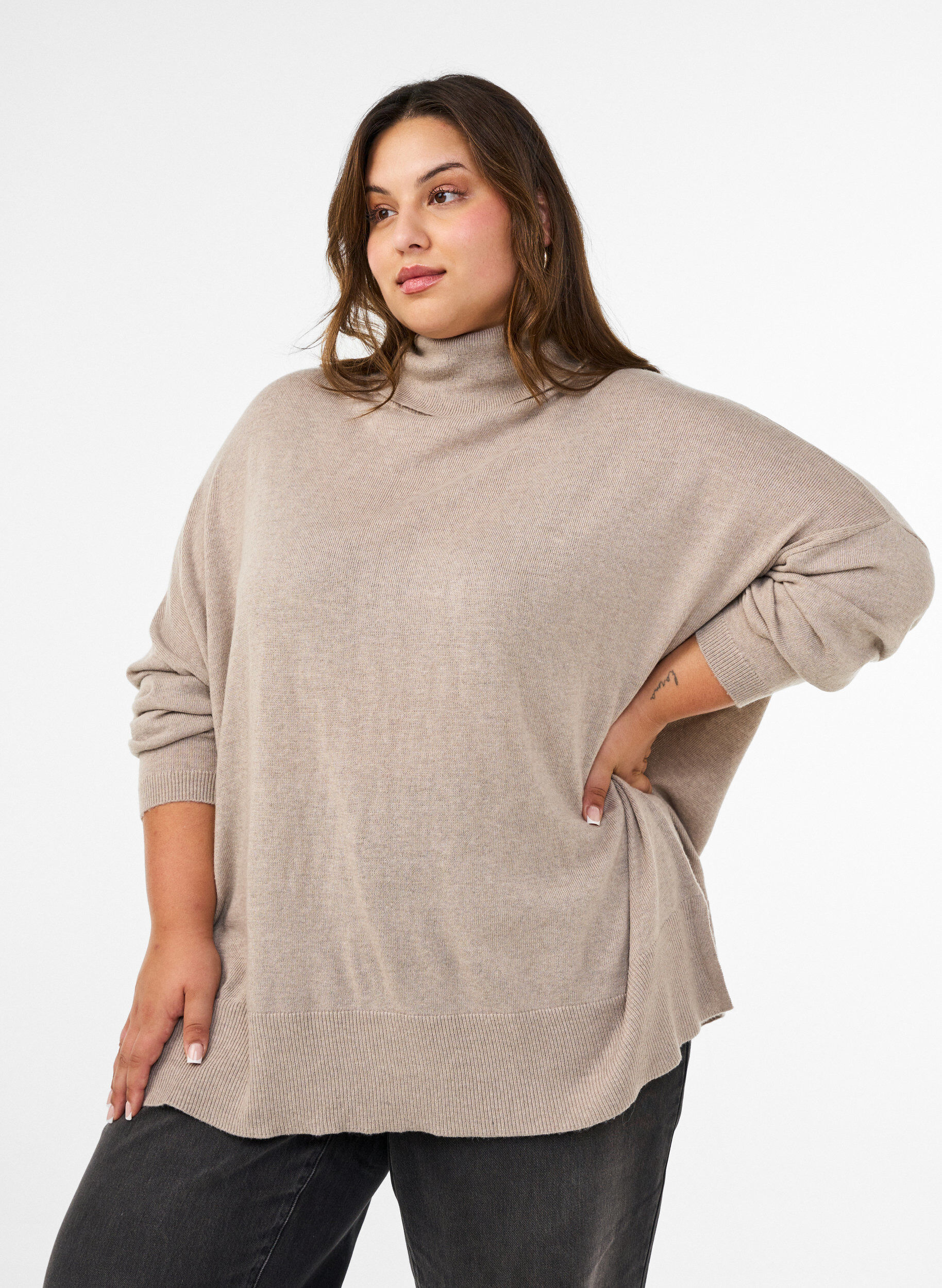 ZizziRollkragenpullover mit lockerer Passform, Beige, Model image number 0