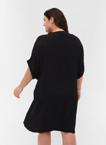 Kurzarm Strandkleid aus Viskose, Black, Model image number 1