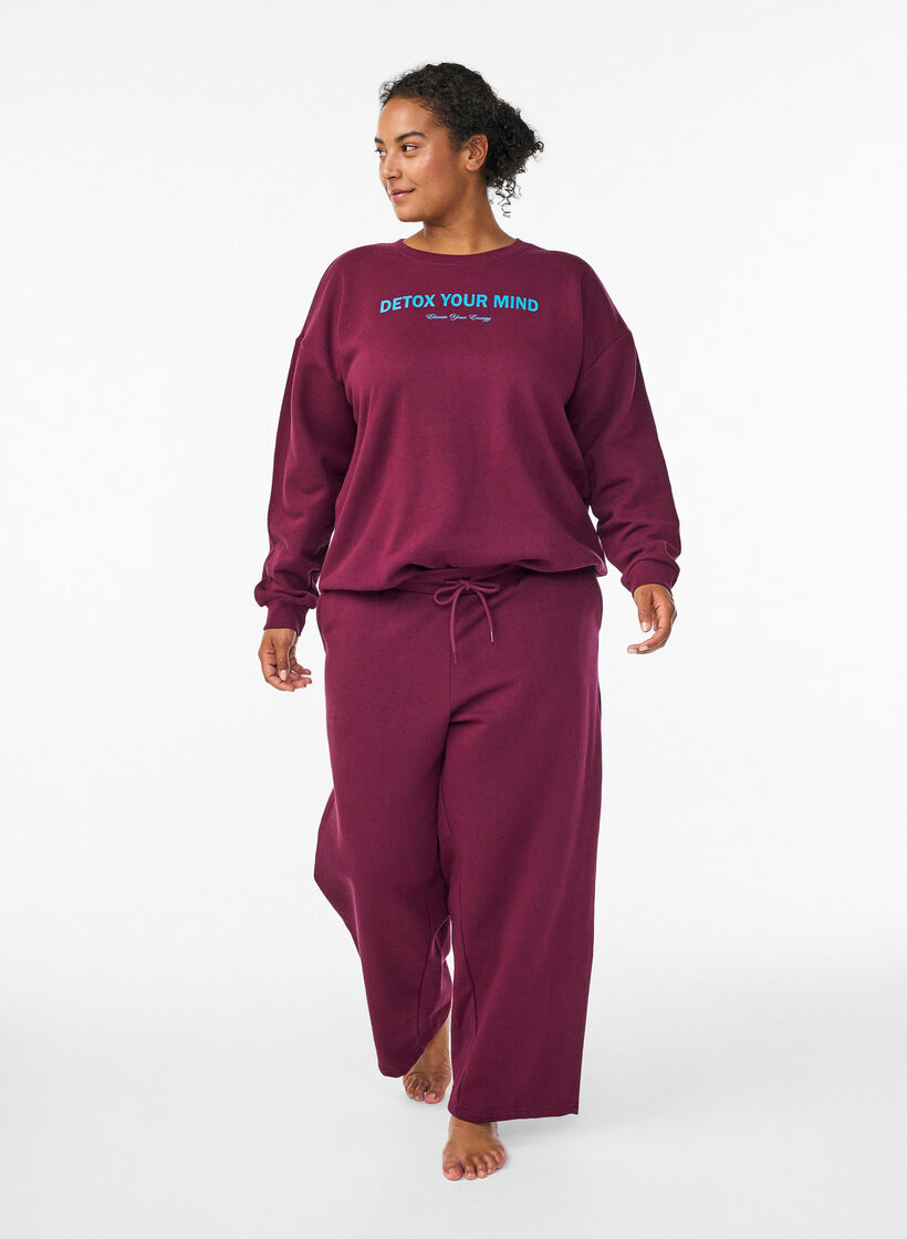 Sweatshirt mit Textaufdruck, Dunkles Bordeaux, Model image number 1