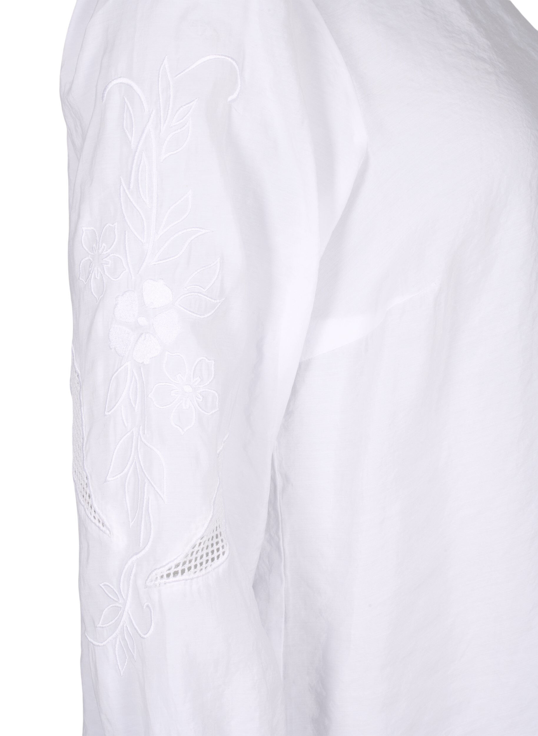 ZizziBluse aus TENCEL&trade;-Modal mit gestickten Details, Bright White, Packshot image number 3