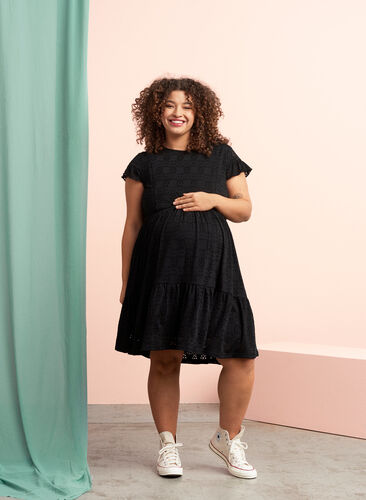 Schwangerschaftskleid aus Broderie anglaise mit Stillfunktion, Black, Image image number 0