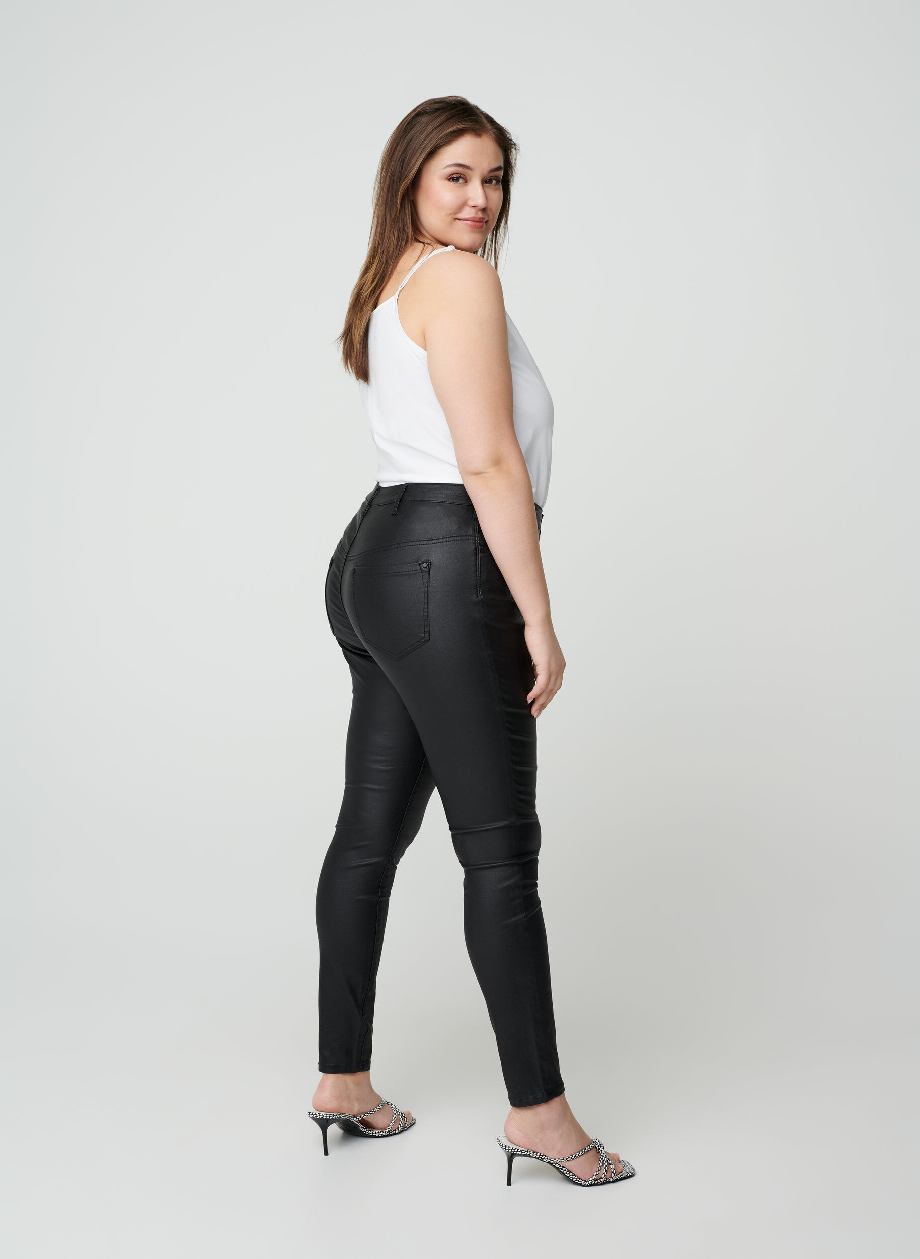 ZizziBasic Tr&auml;gertop, Bright White, Model image number 1