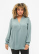 Bluse mit Smok und V-Ausschnitt, Chinois Green, Model image number 0