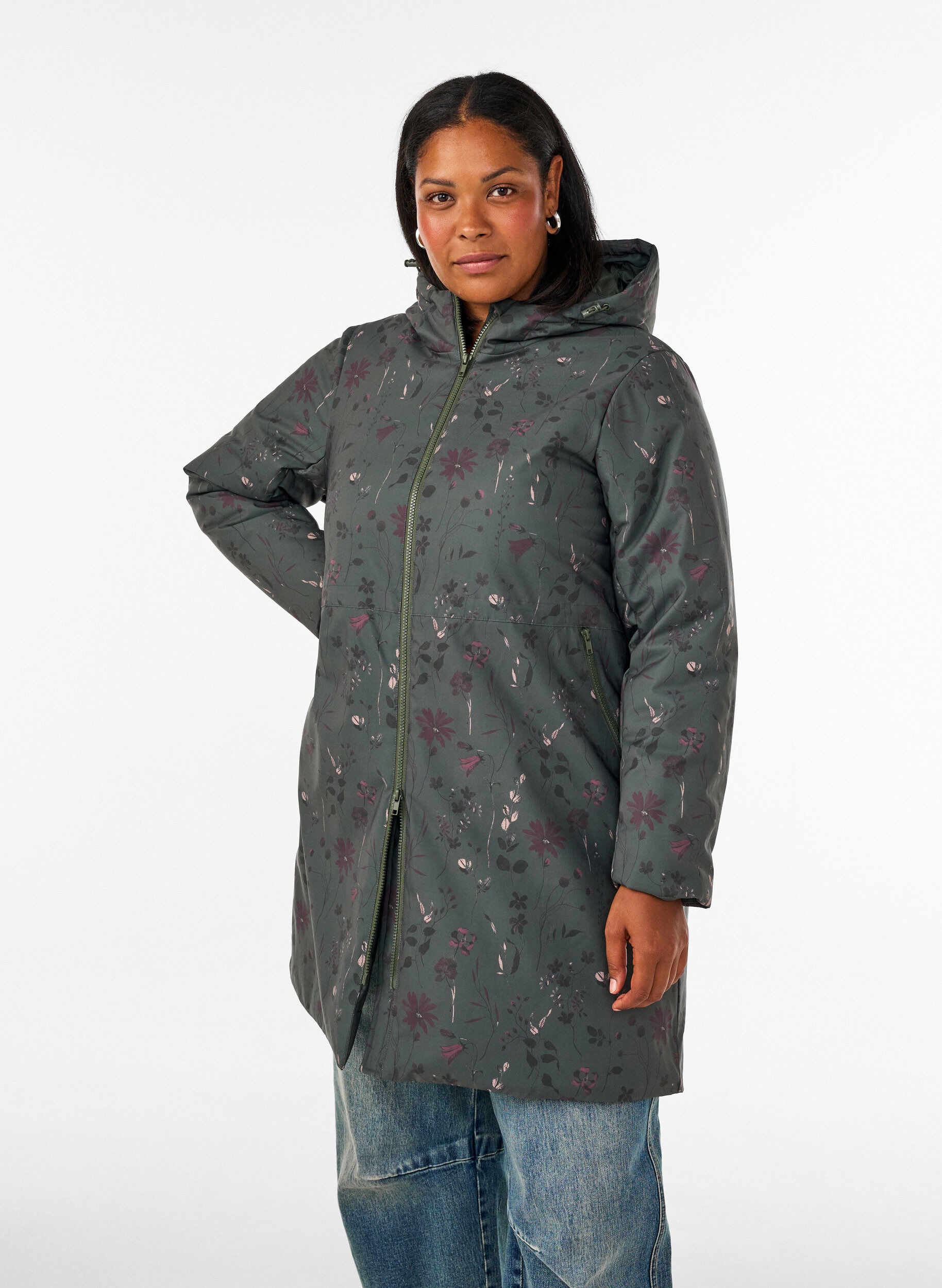 ZizziGepolsterte Winterjacke mit Blumenprint, Gr&uuml;n, Model image number 0