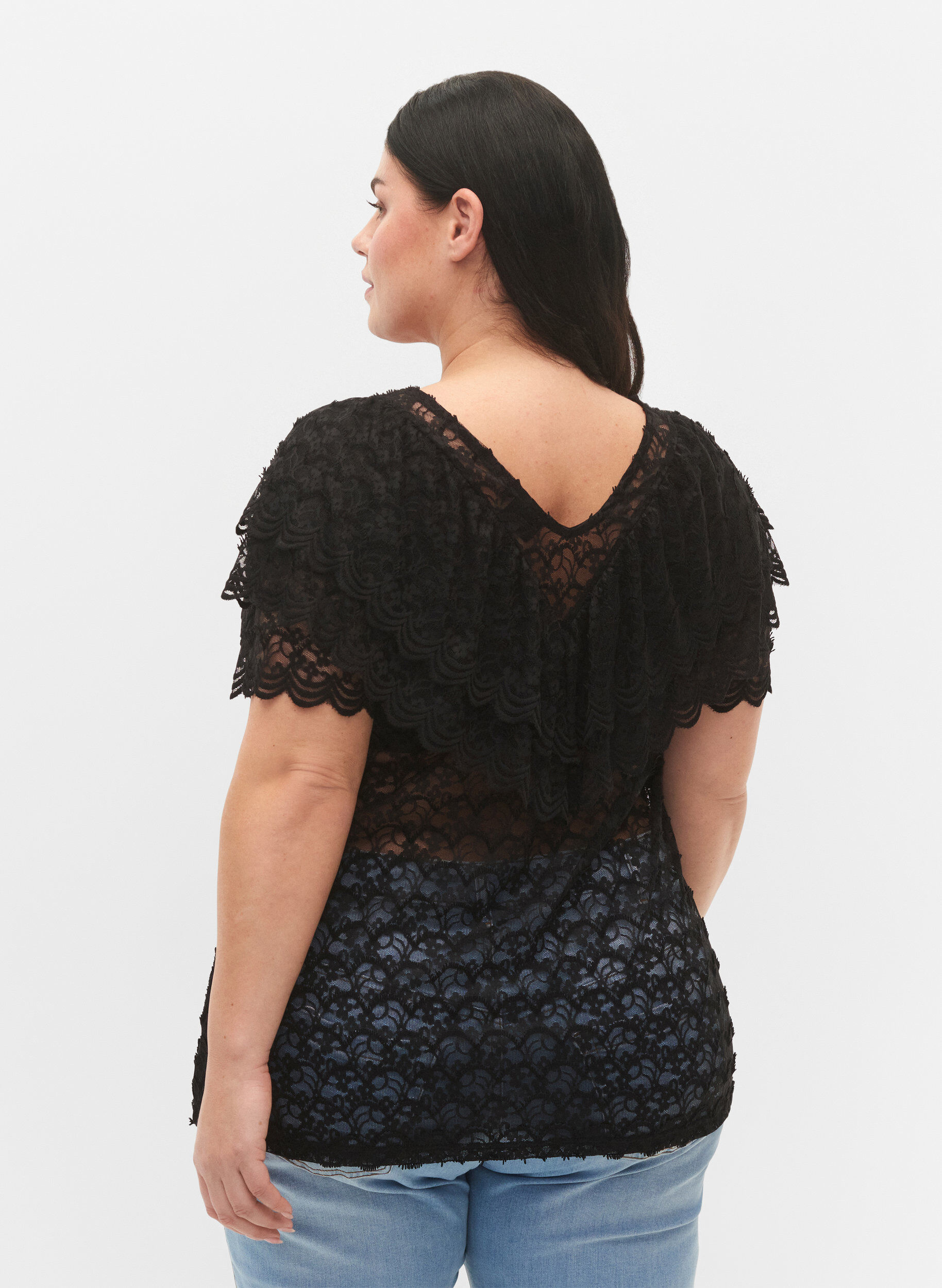 ZizziKurz&auml;rmelige Bluse mit R&uuml;schen, Schwarz, Model image number 1