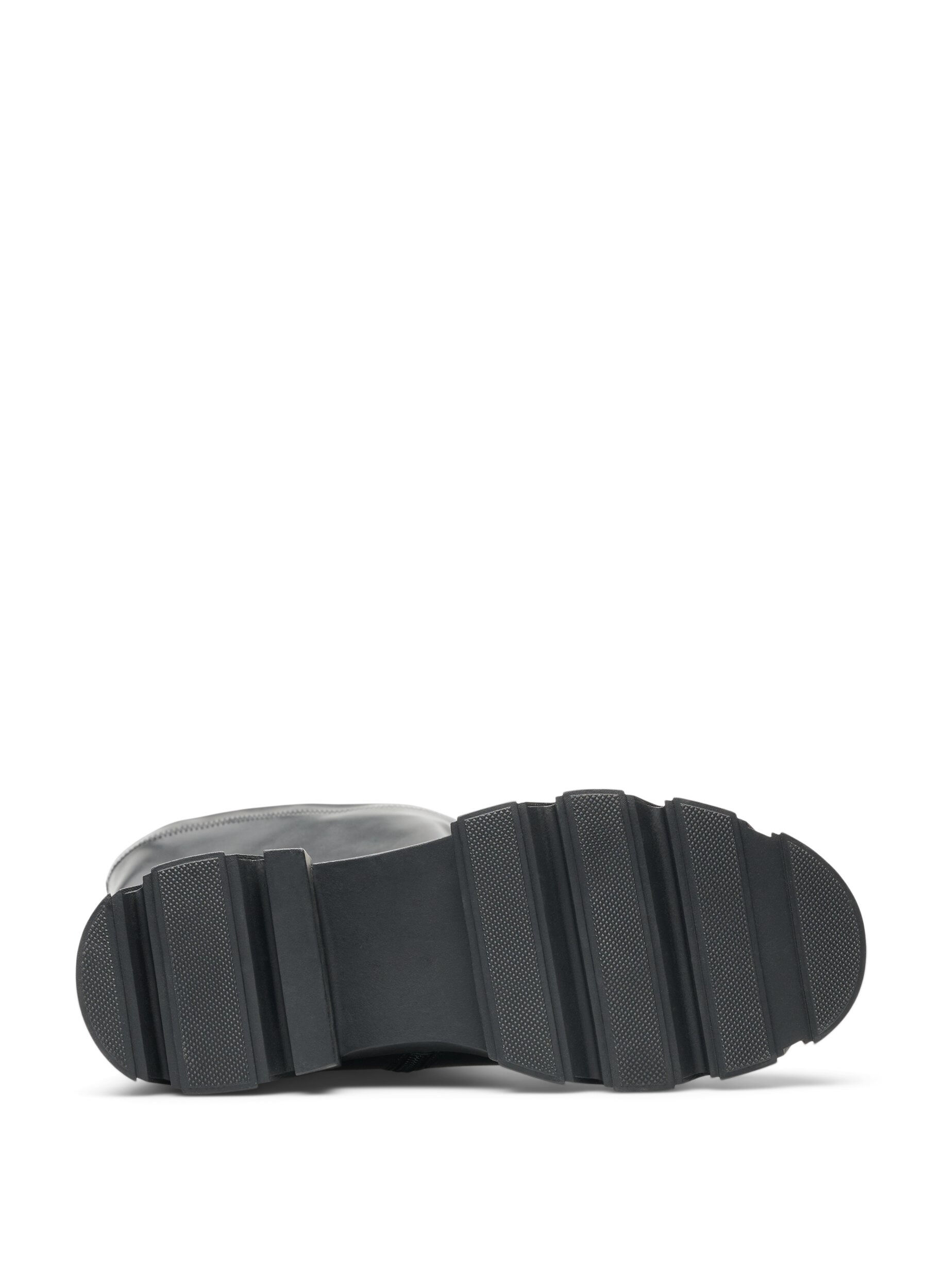 ZizziLangschaftstiefel aus Kunstleder mit klobiger Sohle, Schwarz, Packshot image number 4