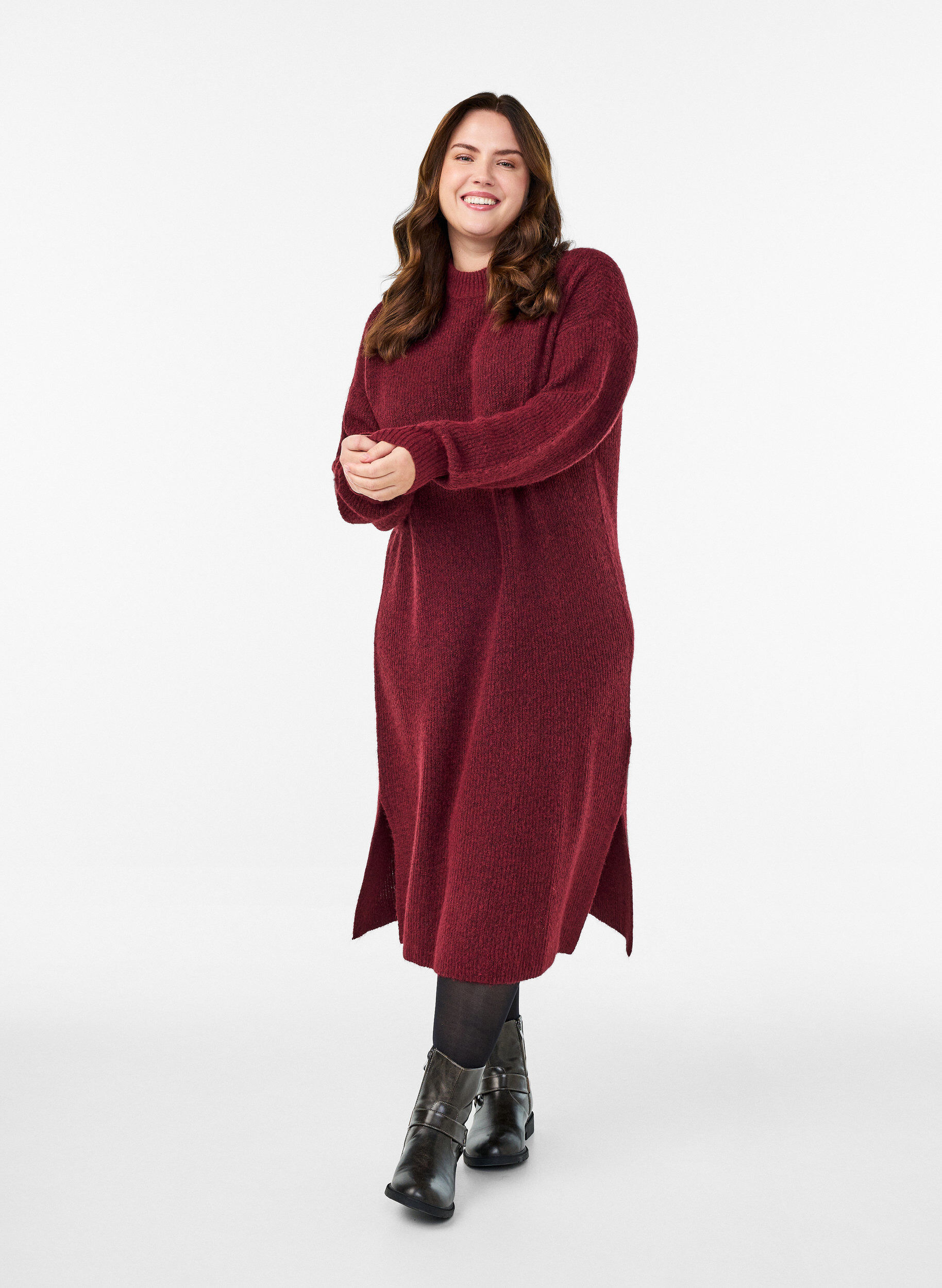 Langes Strickkleid mit hohem Kragen, Rot, Model