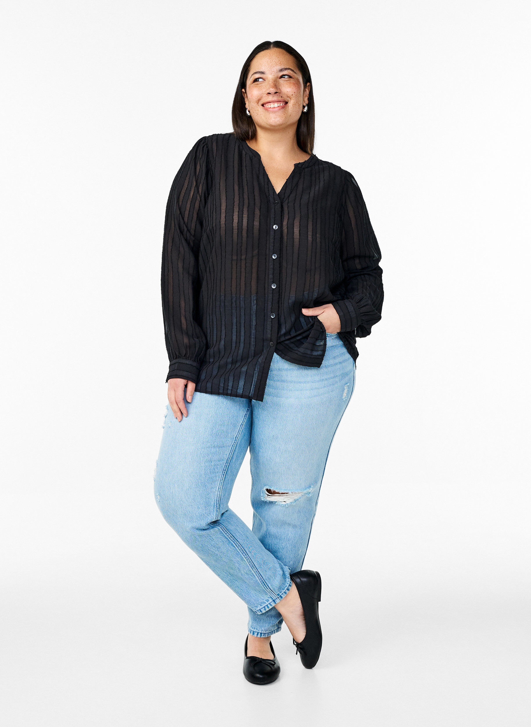 ZizziStreifenbluse mit transparenten Streifen, Schwarz, Model image number 1