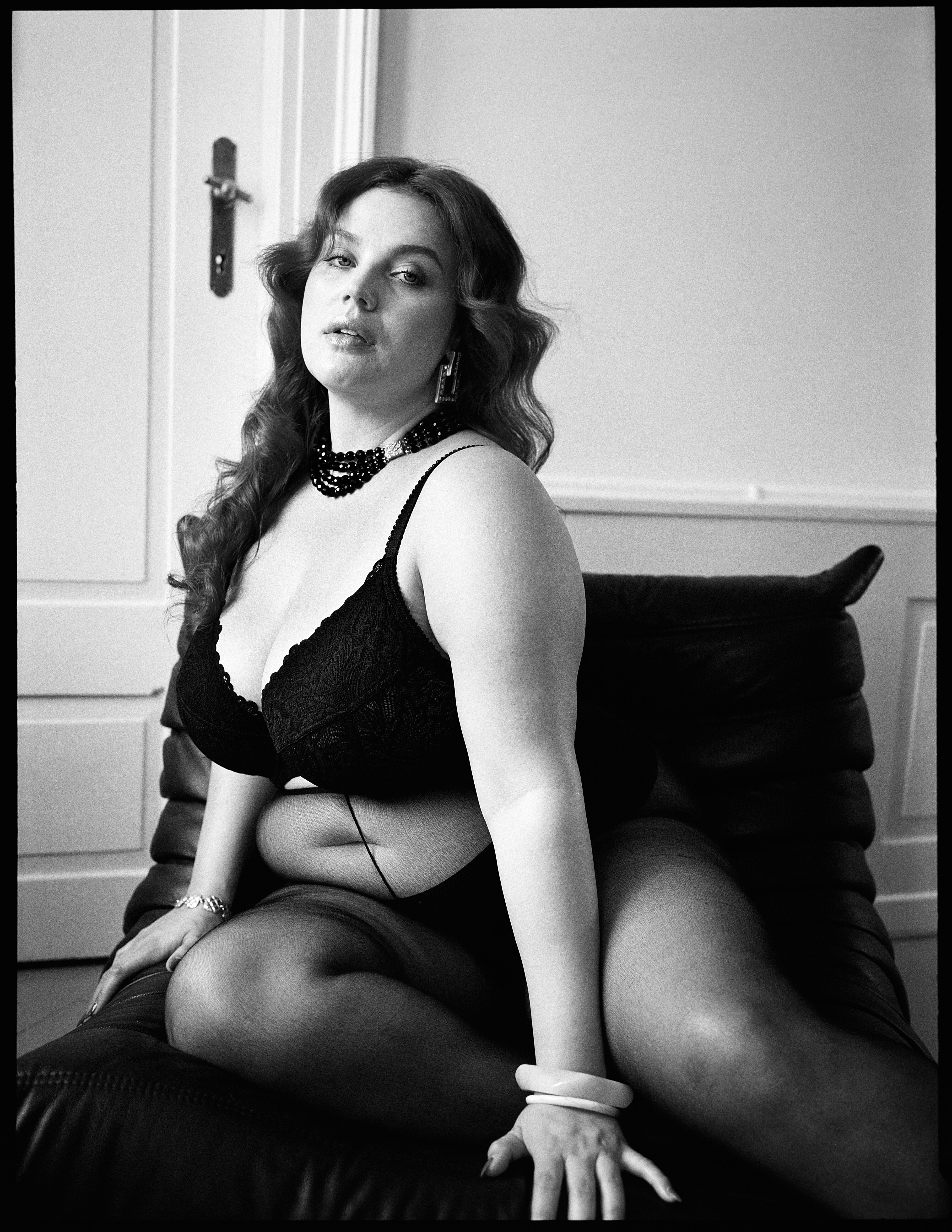 ZizziBH mit Details  , , Model