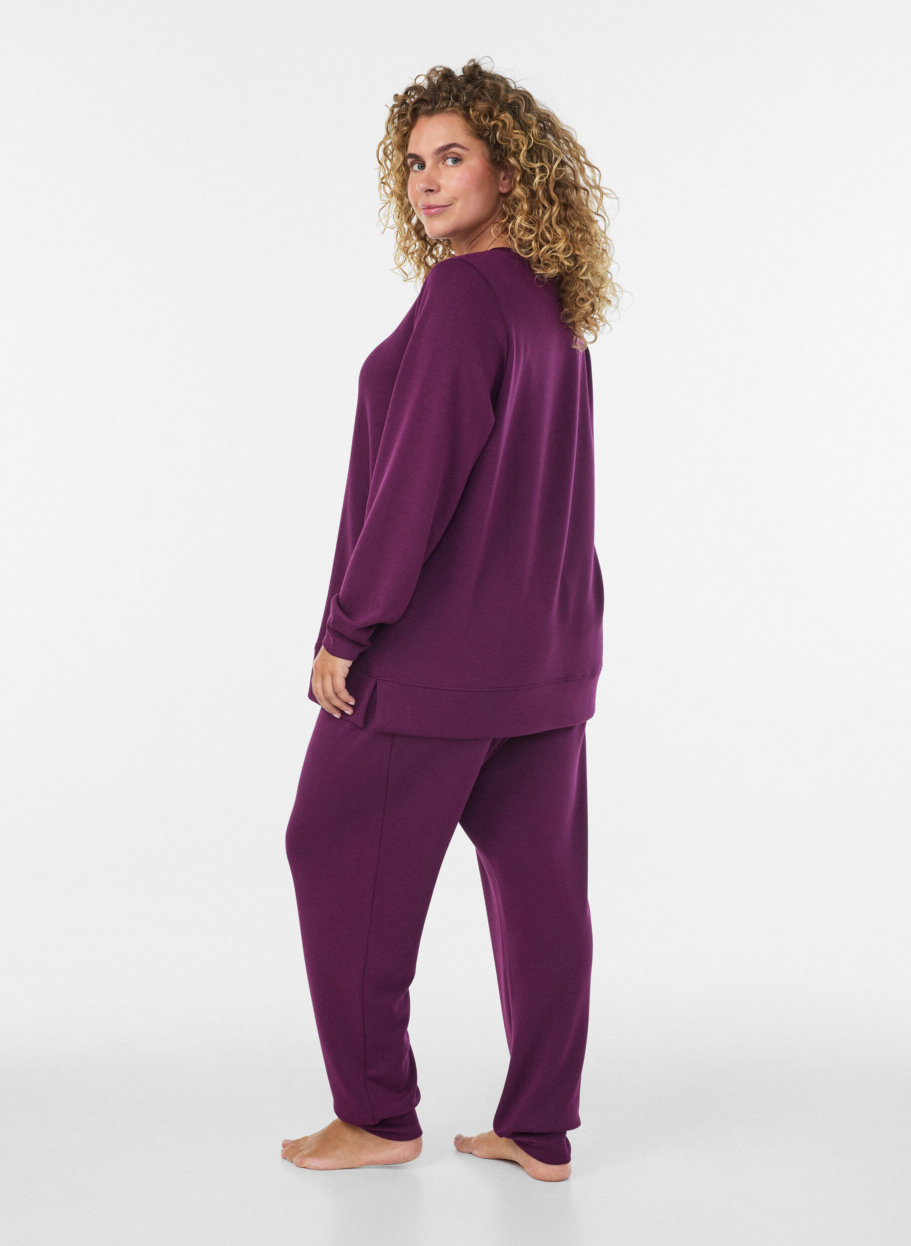 ZizziLang&auml;rmelige Bluse aus Jersey mit Rundhalsausschnitt, Lila, Model image number 2