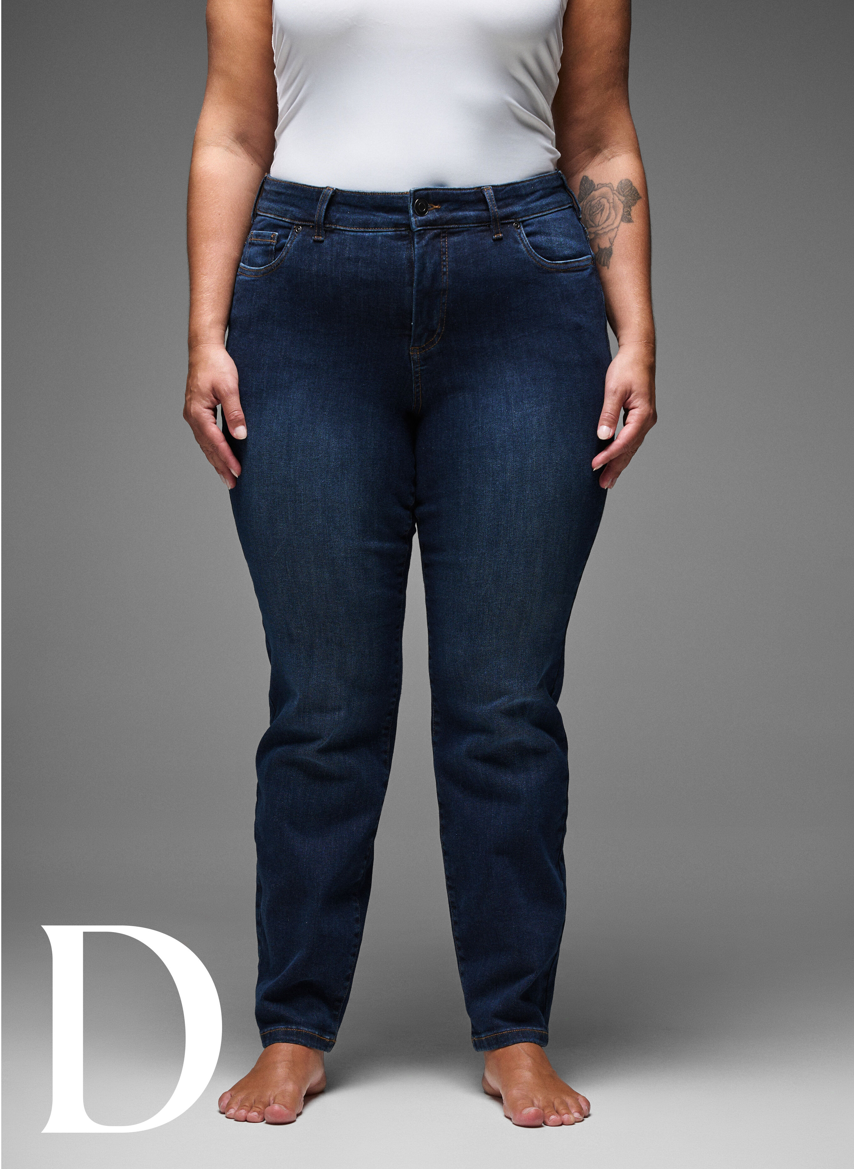 ZizziSlim fit Jeans mit normaler Taille, Dark Blue, Model image number 8