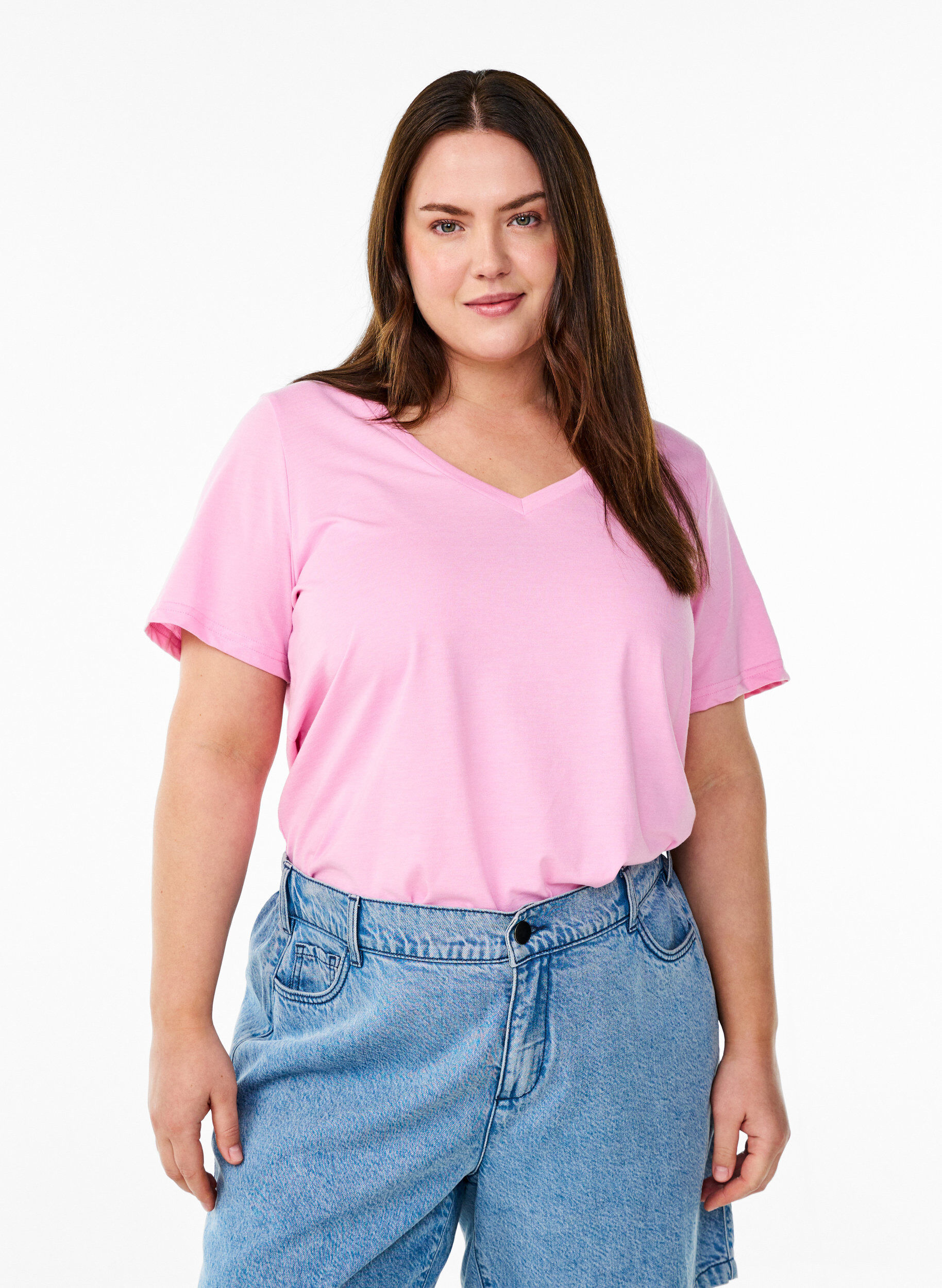 Kurz&auml;rmeliges T-Shirt mit V-Ausschnitt, Pink, Model