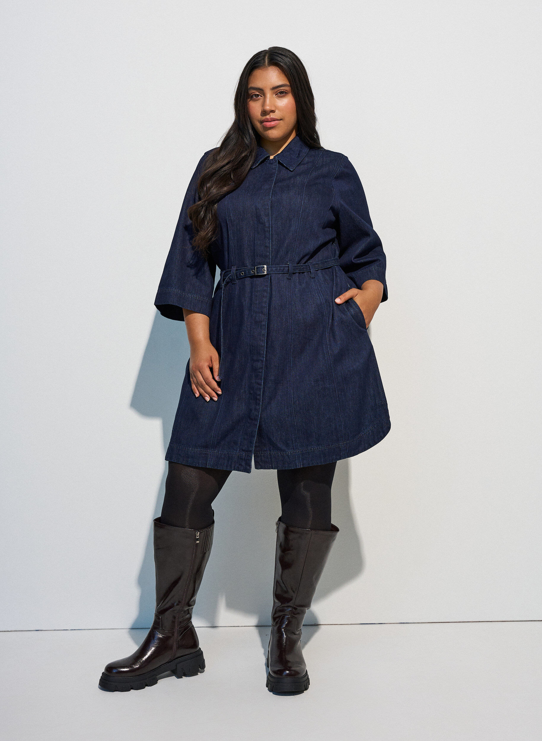 ZizziJeanskleid mit G&uuml;rtel und 3/4-&Auml;rmeln, Blau, Model image number 1