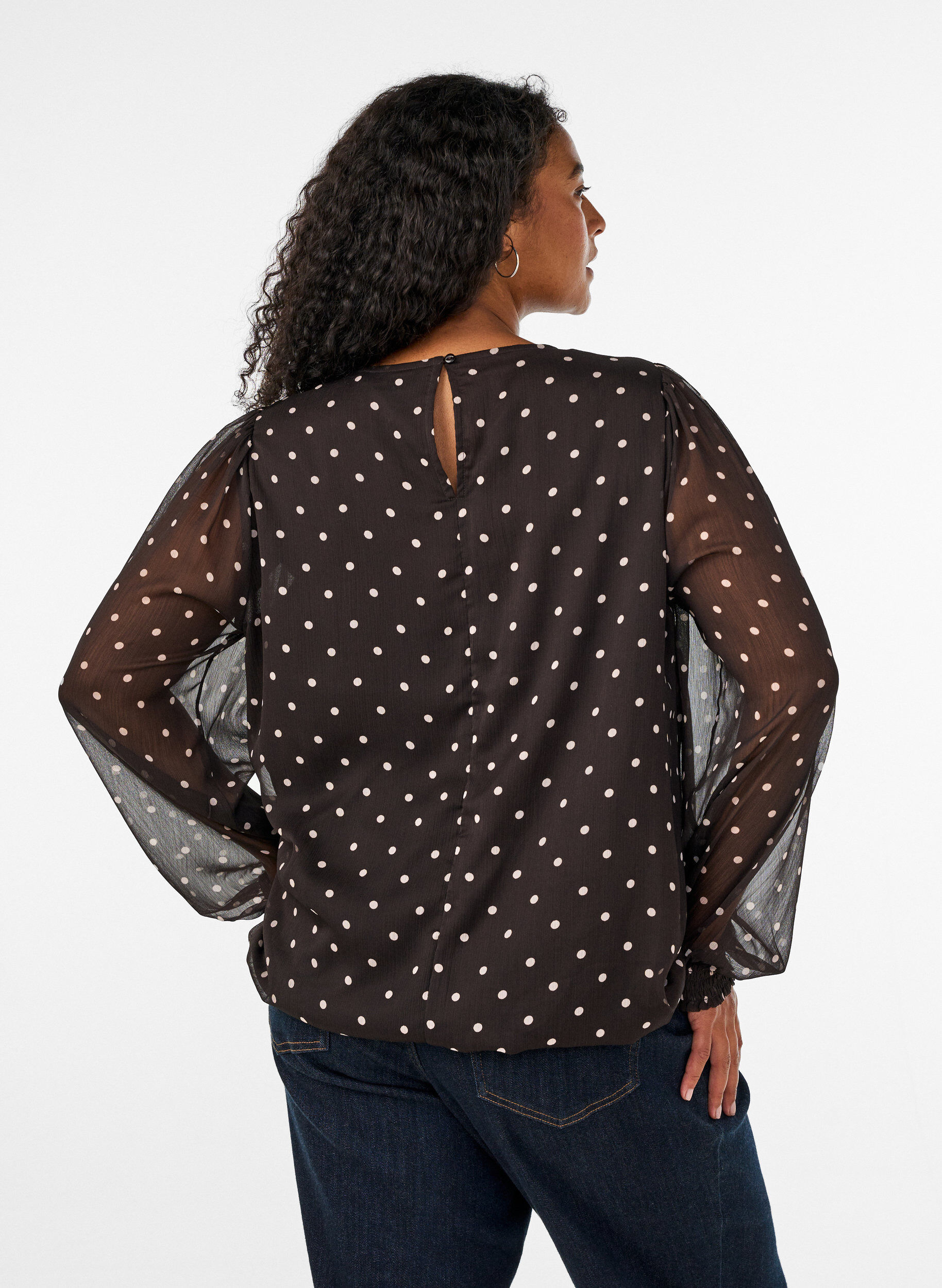 ZizziGepunktete Bluse aus Chiffon mit transparenten &Auml;rmeln, Braun, Model image number 2