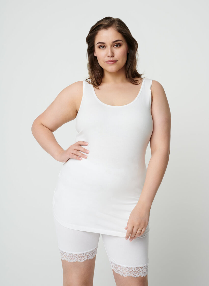 Fahrradshorts mit Spitzensaum, Weiß, Model image number 0