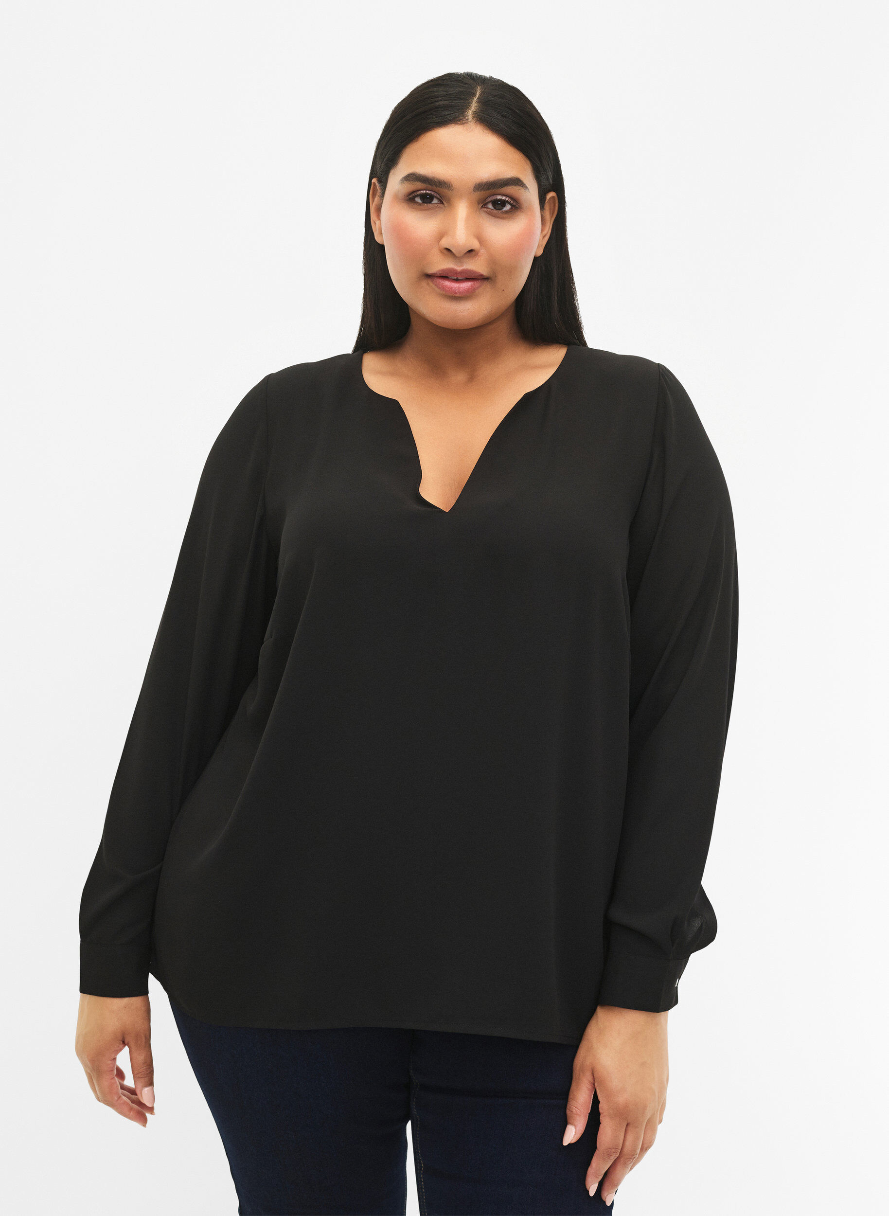 Zizzi Lang&auml;rmelige Bluse mit Falten am R&uuml;cken, Black, Model image number 0