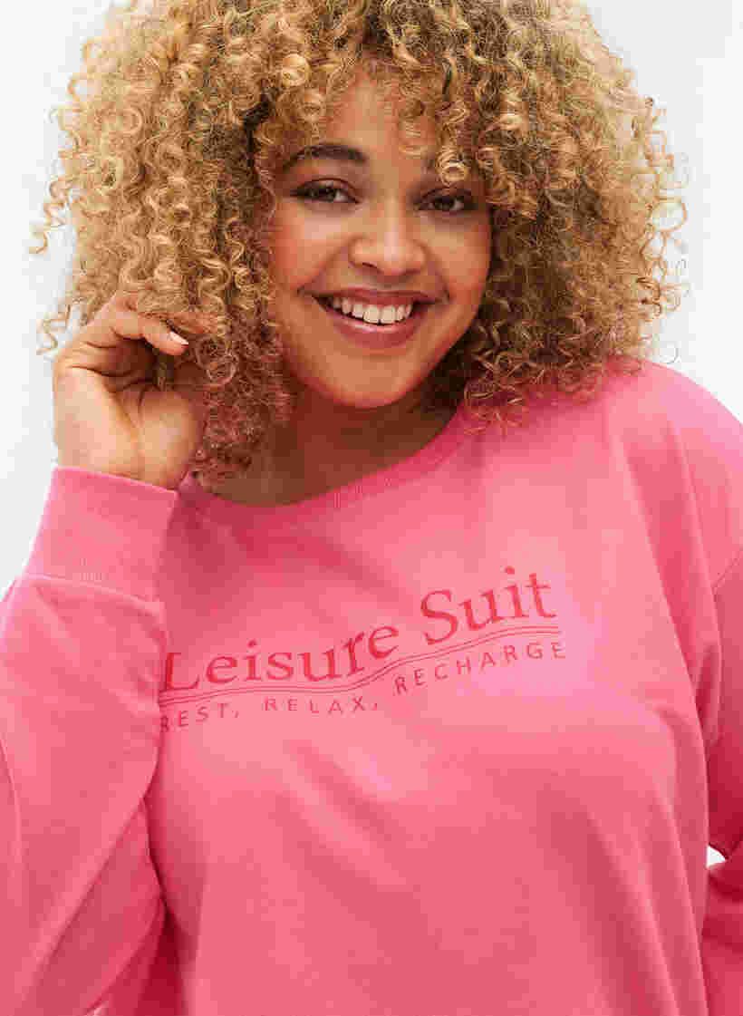 Sweatshirt aus Baumwolle mit aufgedrucktem Text, Hot P. w. Lesuire S., Model image number 1