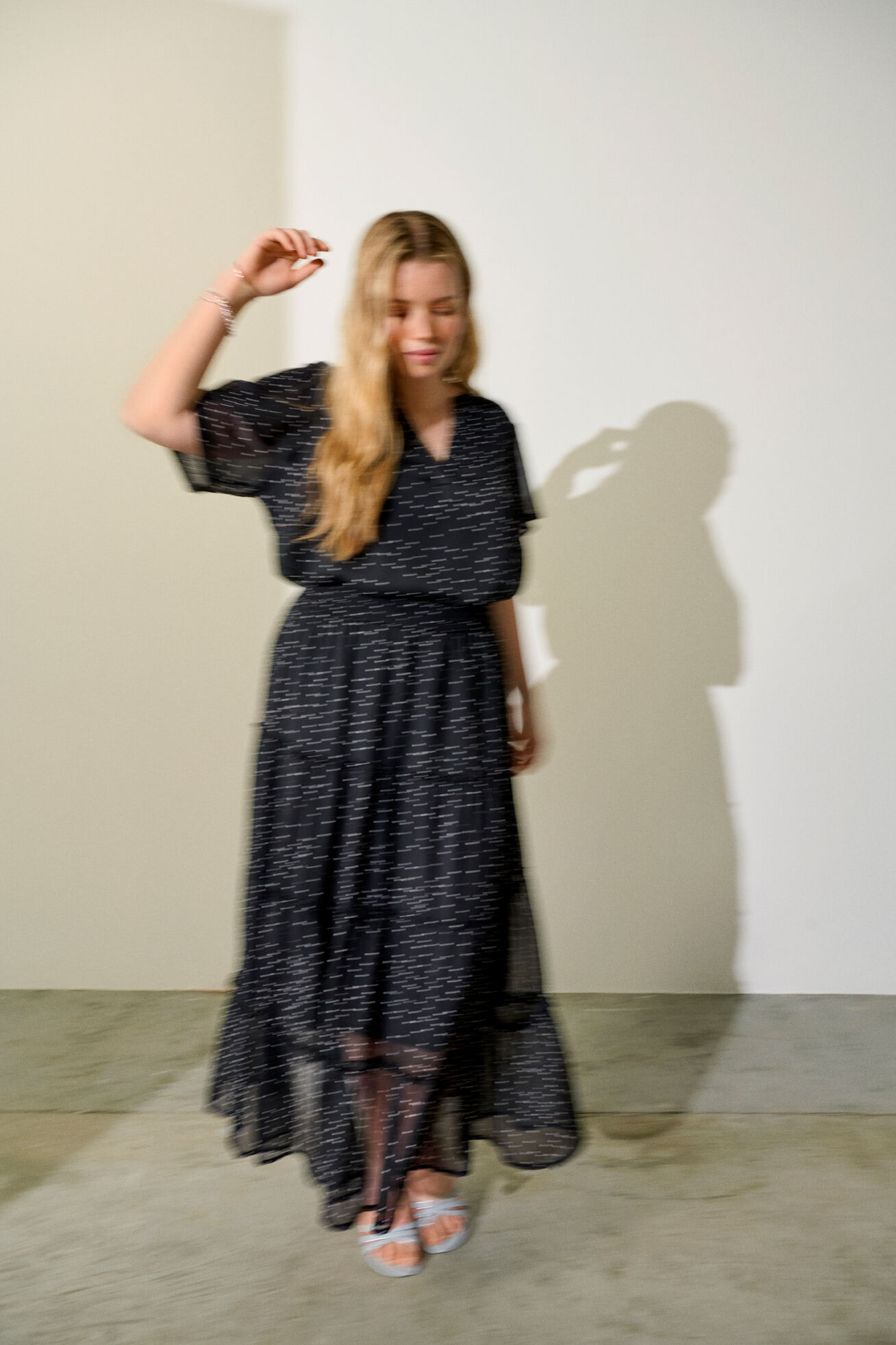 ZizziSchwarzes Set mit Tupfen, , Model