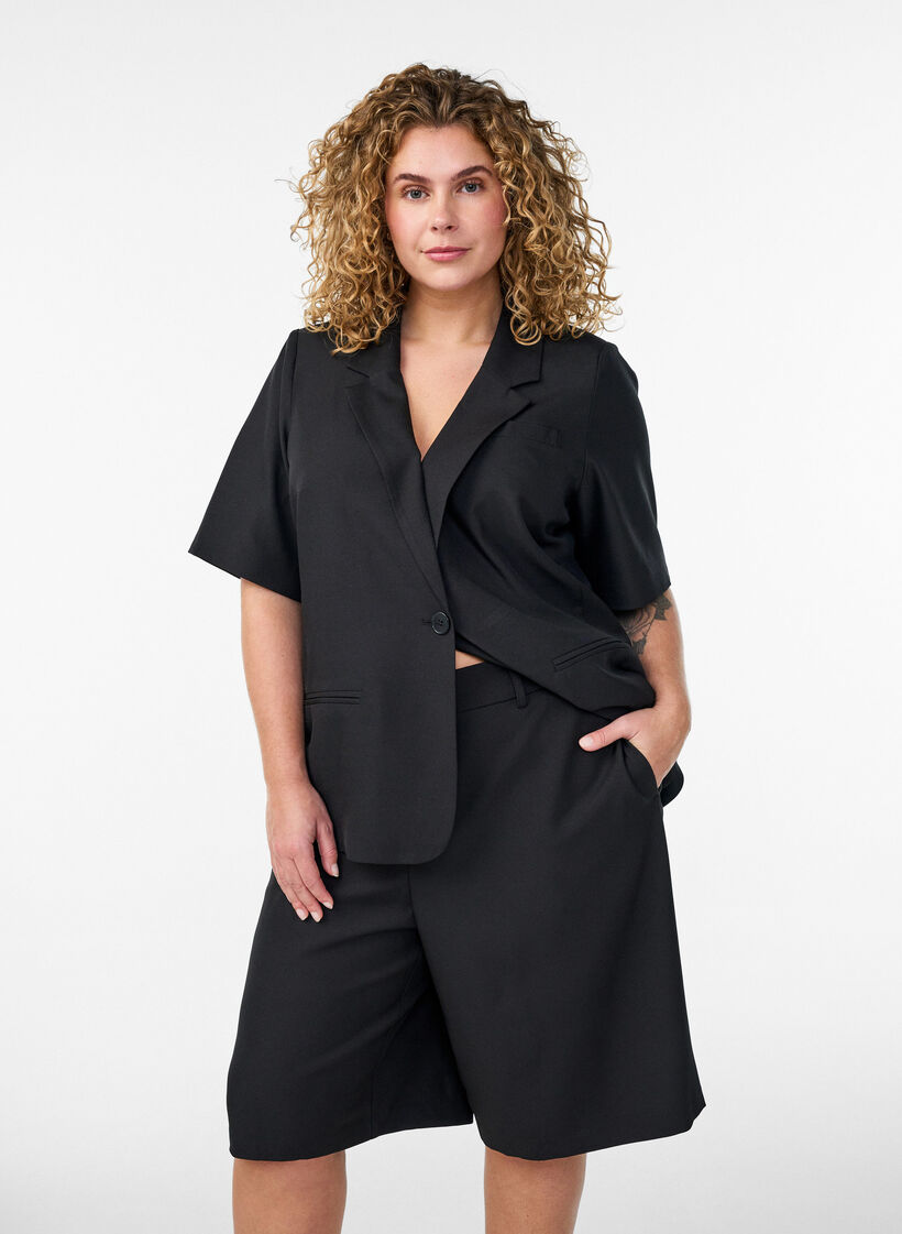 Lockere Bermudashorts mit hoher Taille, Schwarz, Model image number 0