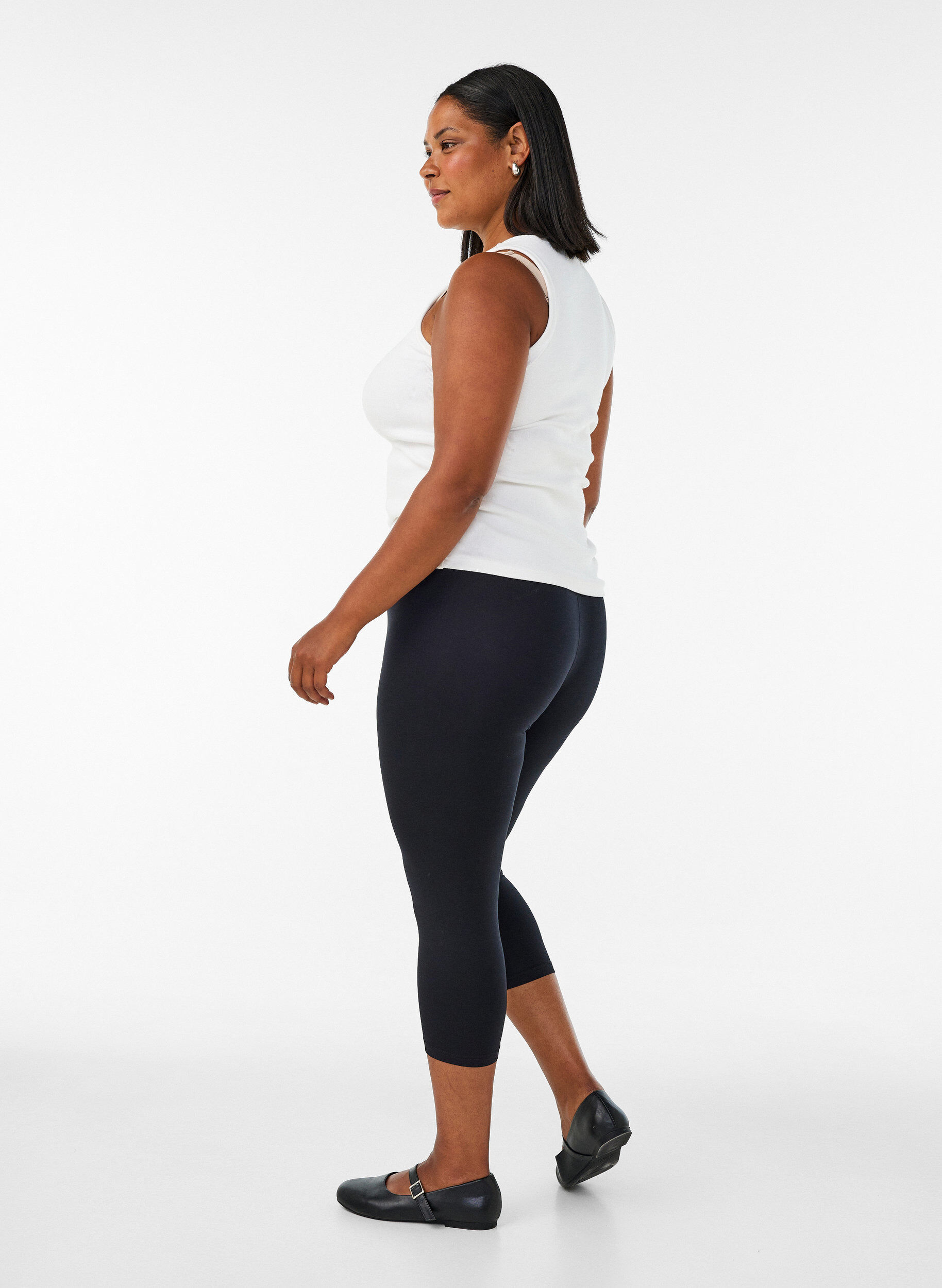 ZizziBasic 3/4-Leggings aus Viskose, Schwarz, Model image number 2
