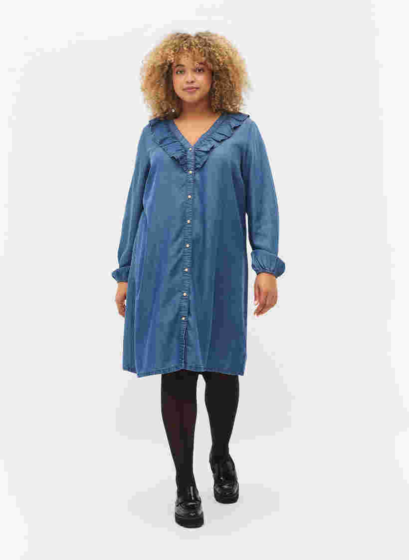 Denim-Kleid mit V-Ausschnitt und Rüschen, Blue denim, Model image number 0