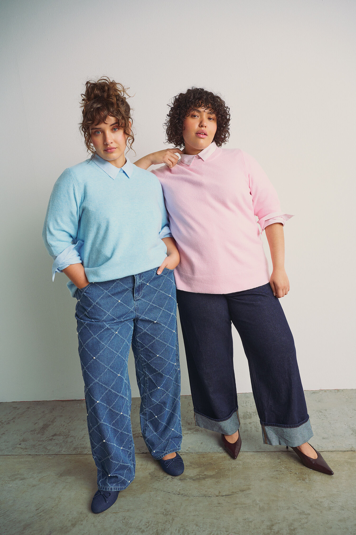 Farbenfroher Look mit Lagen, , Model