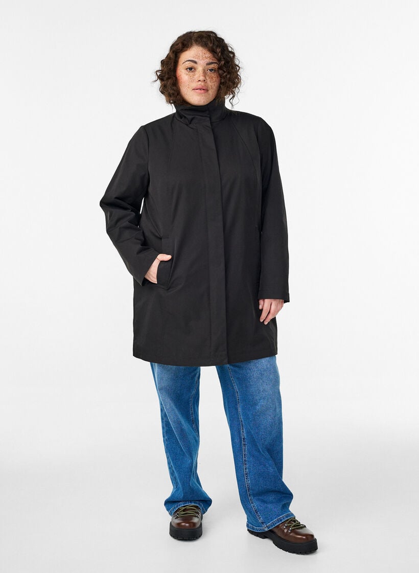 &Uuml;bergangsjacke mit Taschen und hohem Kragen, Schwarz, Model image number 1