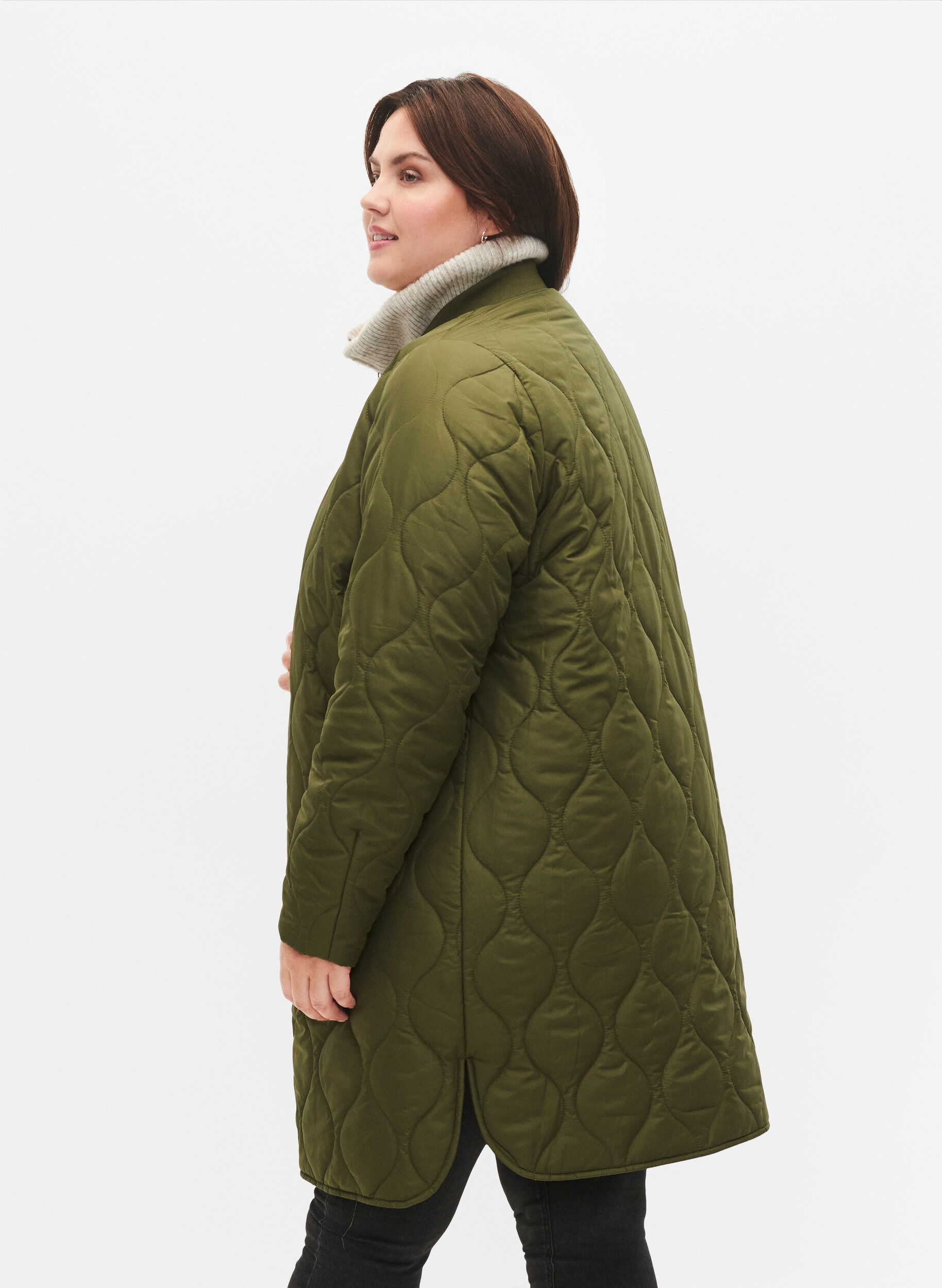 ZizziLange gef&uuml;tterte Jacke mit Taschen und Rei&szlig;verschluss, Winter Moss, Model image number 1