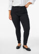Amy Super Slim Fit Jeans mit hoher Taille, Schwarz, Model image number 2