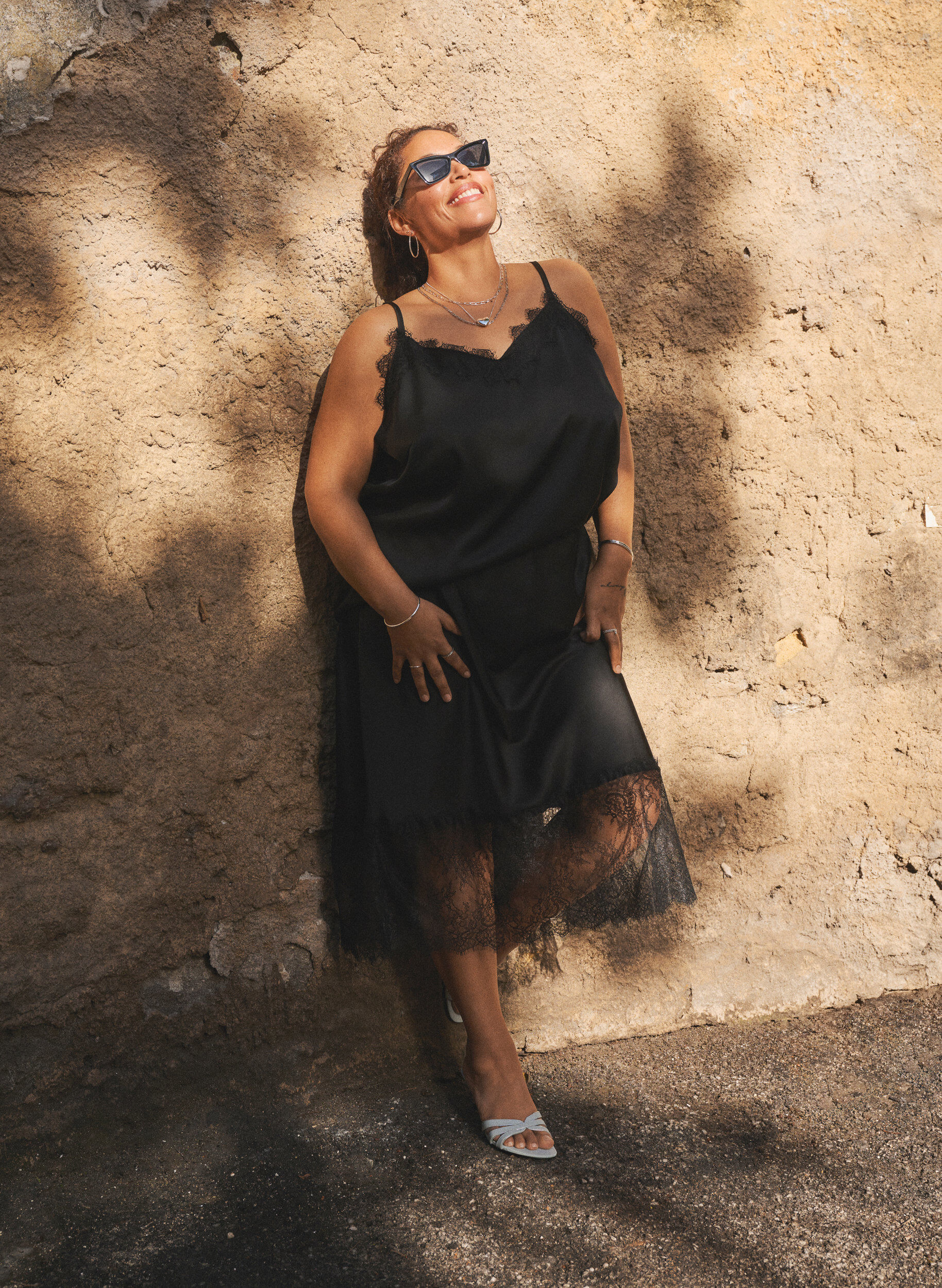 ZizziRock in Satin-Optik mit Spitzen, Schwarz, Image image number 0