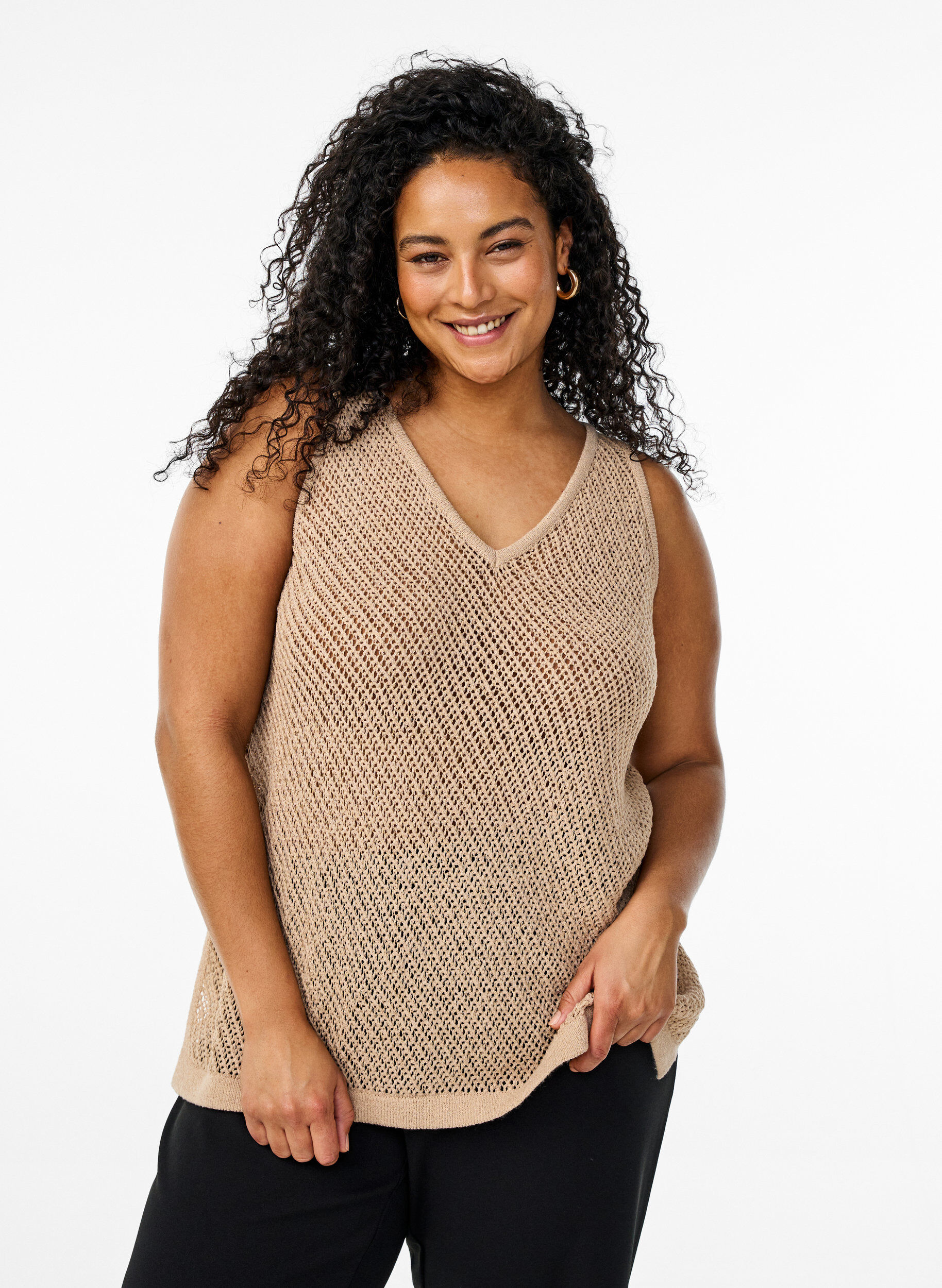 ZizziFLASH - &Auml;rmelloser Stricktop mit V-Ausschnitt, Beige, Model image number 0