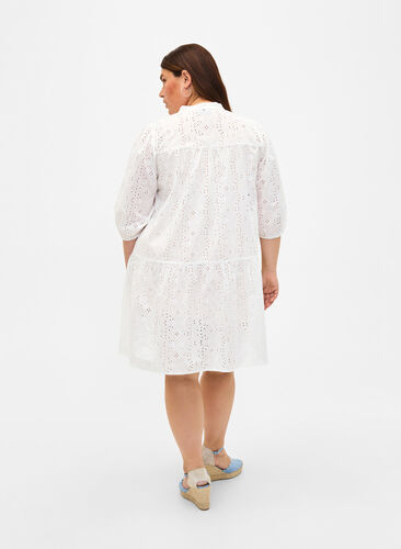 Hemdblusenkleid aus Baumwolle mit Lochstickerei, Bright White, Model image number 1