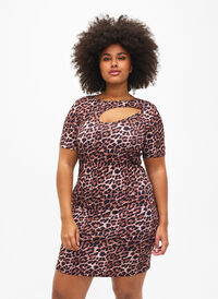 Eng anliegendes Kleid mit Leopardenmuster und Cut-Out, Leopard AOP, Model