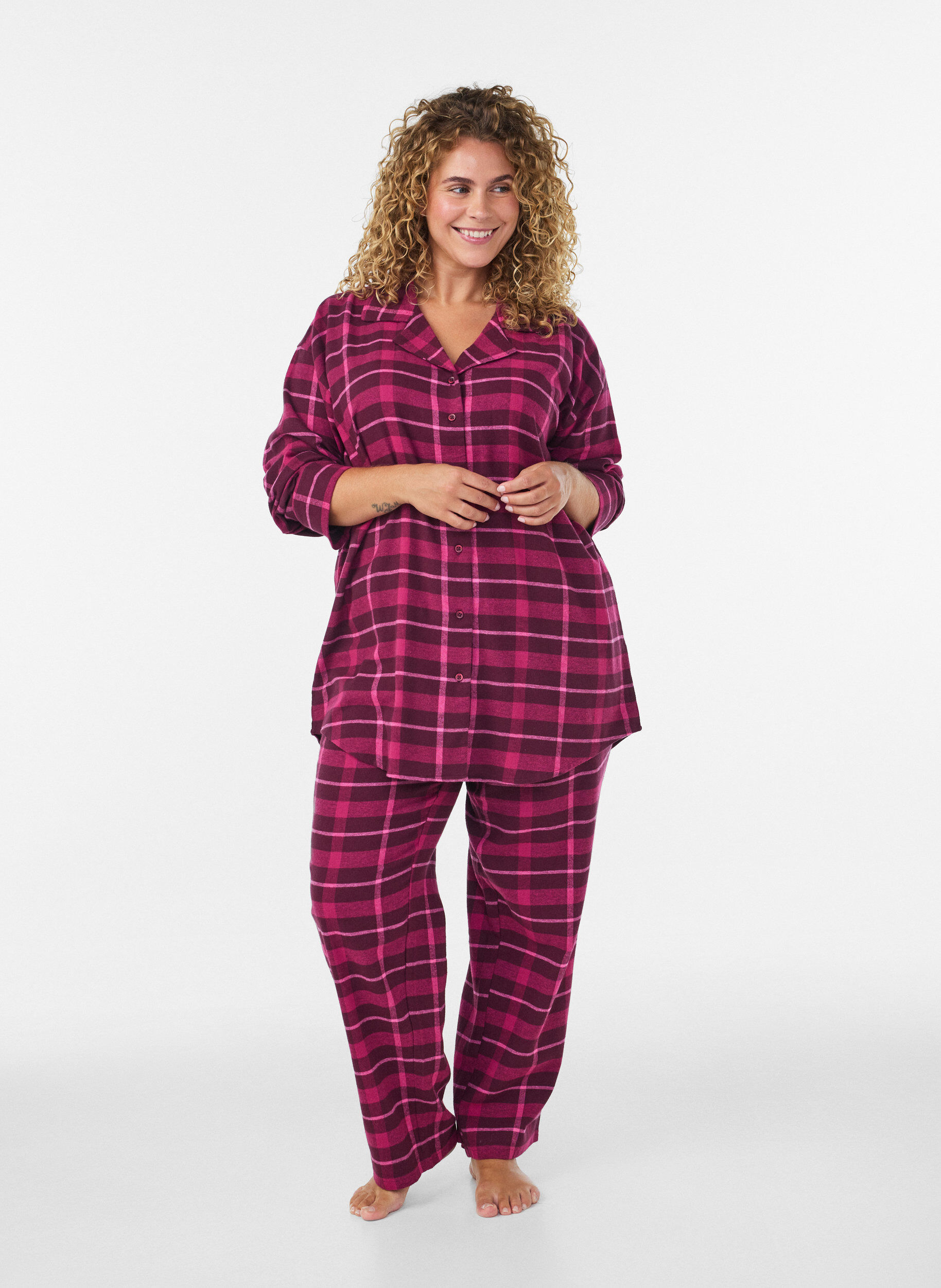 ZizziKariertes Pyjamahemd aus Baumwolle mit langen &Auml;rmeln, Rot, Model image number 1