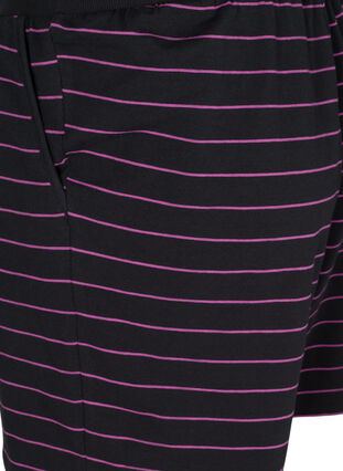Lockere Shorts aus Baumwolle mit Streifen, Black w. Purple, Packshot image number 3