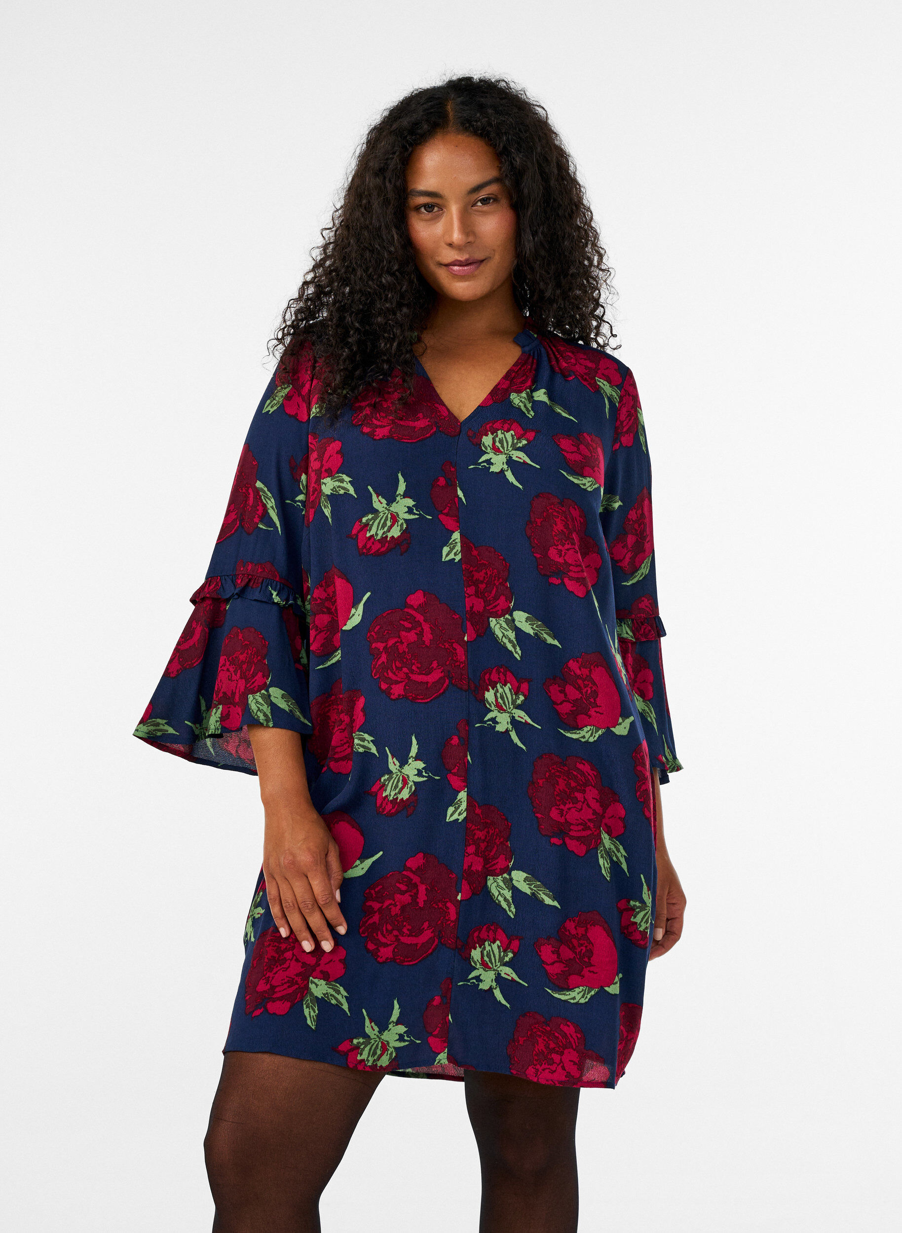 ZizziGebl&uuml;mtes Kleid aus Viskose mit R&uuml;schen, Blau, Model image number 0