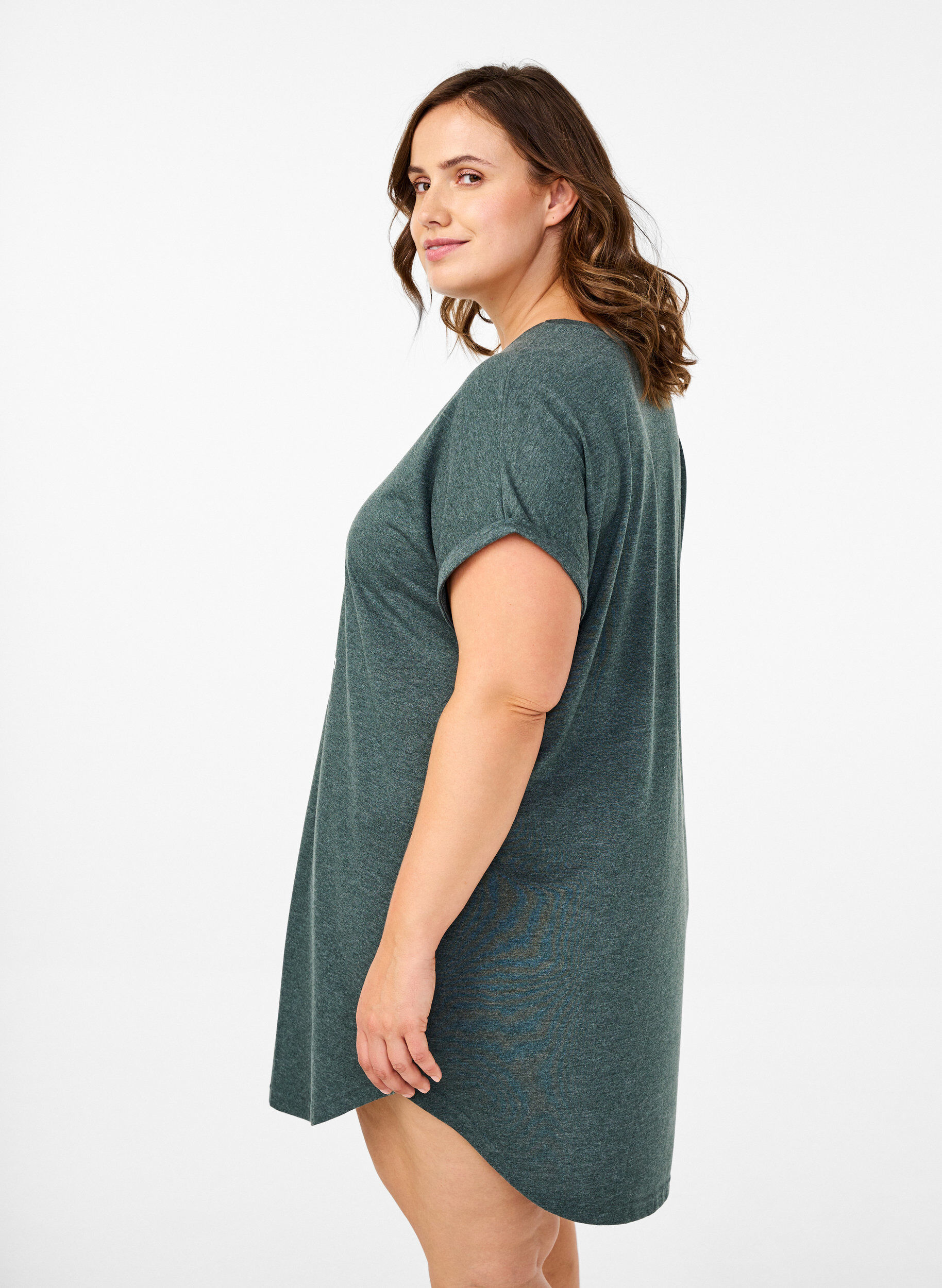 ZizziKurz&auml;rmliges Nachthemd mit Textdruck, , Model image number 2