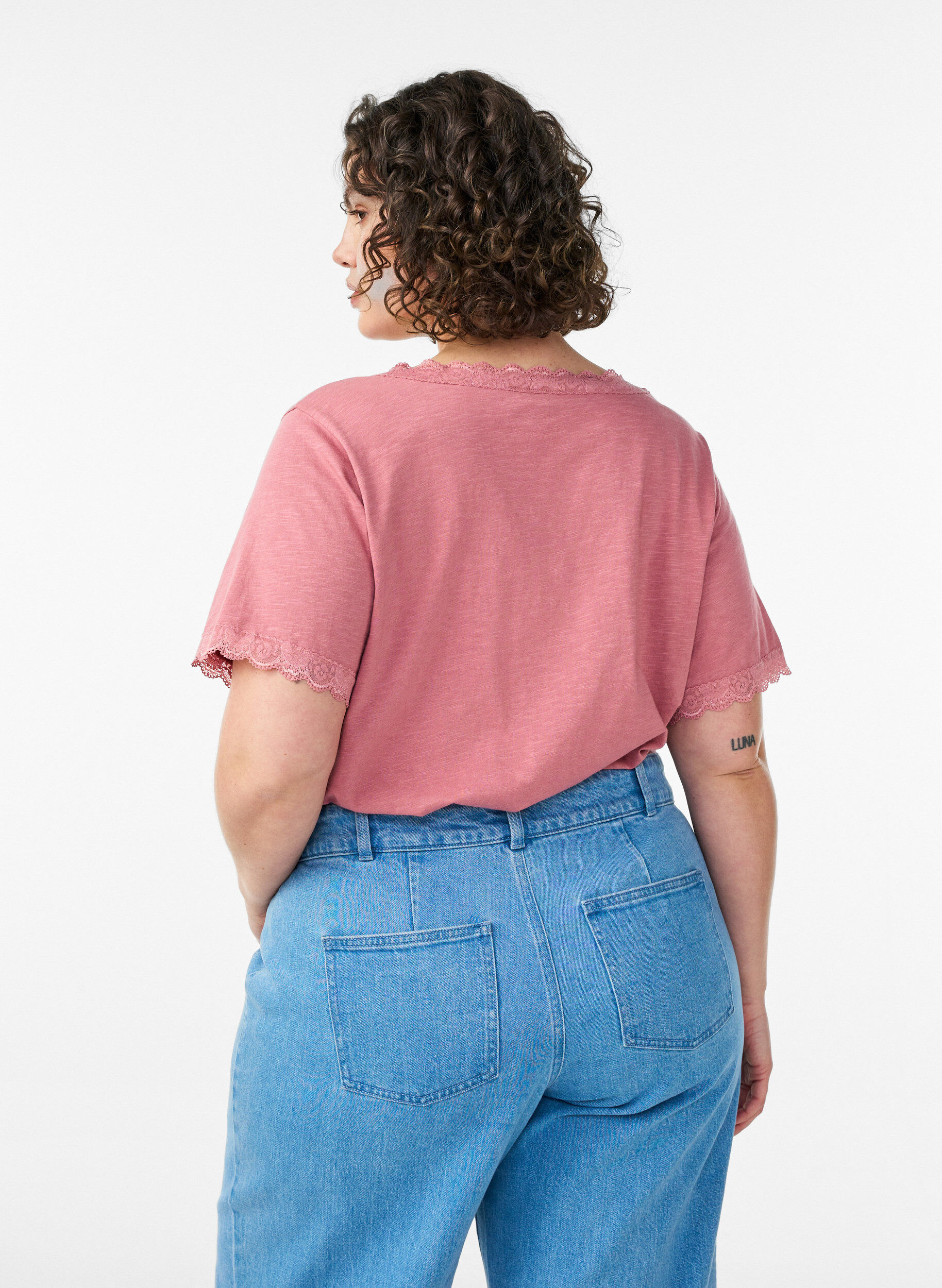 ZizziT-Shirt mit Spitzenkante, Rot, Model image number 2