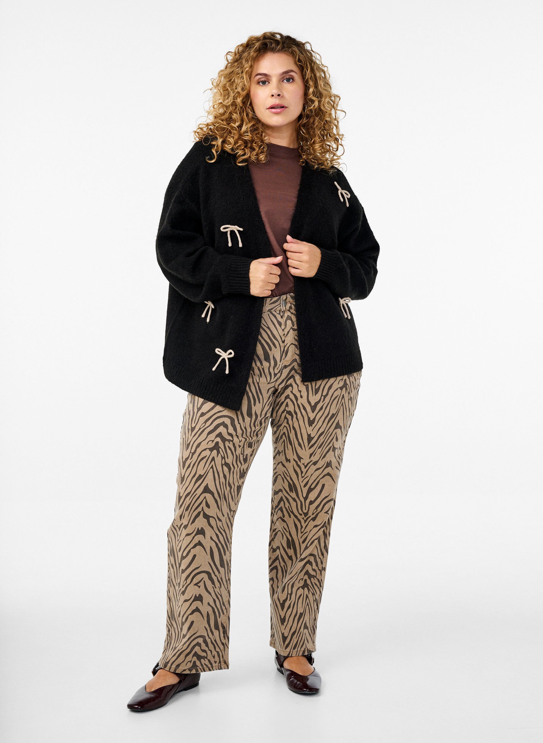 ZizziJeans in gerader Passform mit Zebraprint, Braun, Model image number 0