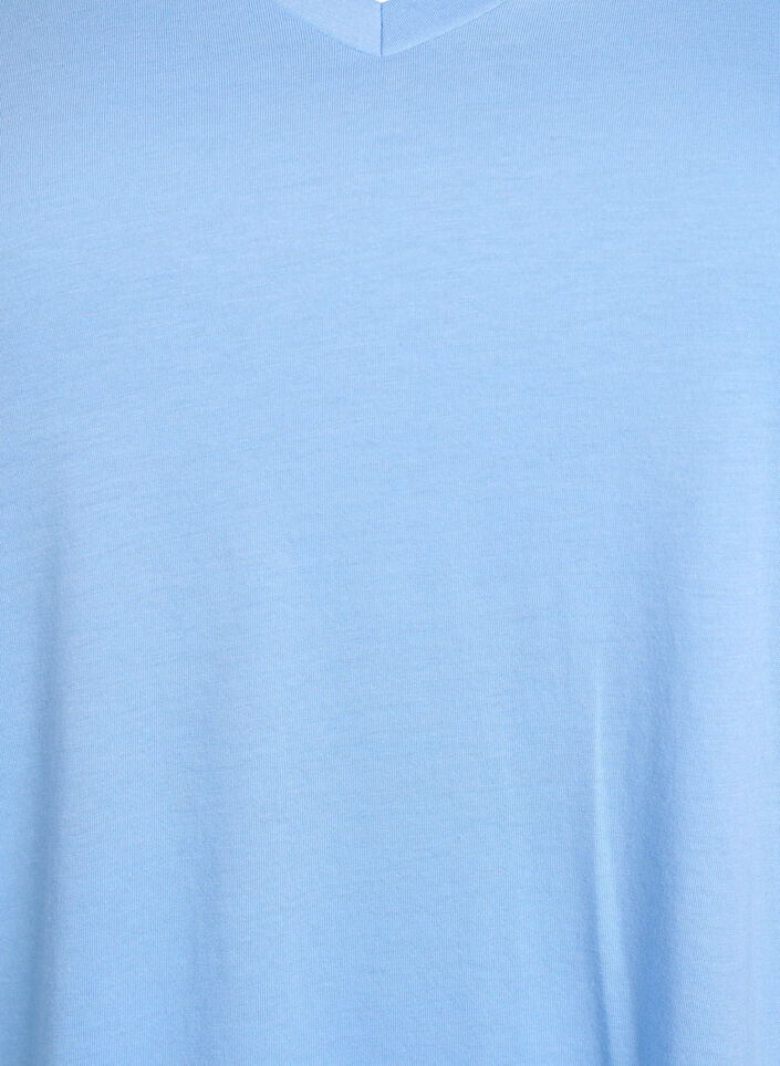 Einfarbiges Oversize T-Shirt mit V-Ausschnitt, Blau, Packshot image number 2