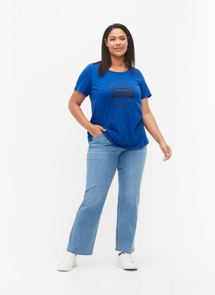Hoch taillierte Gemma-Jeans mit normaler Passform, Light blue, Model image number 0