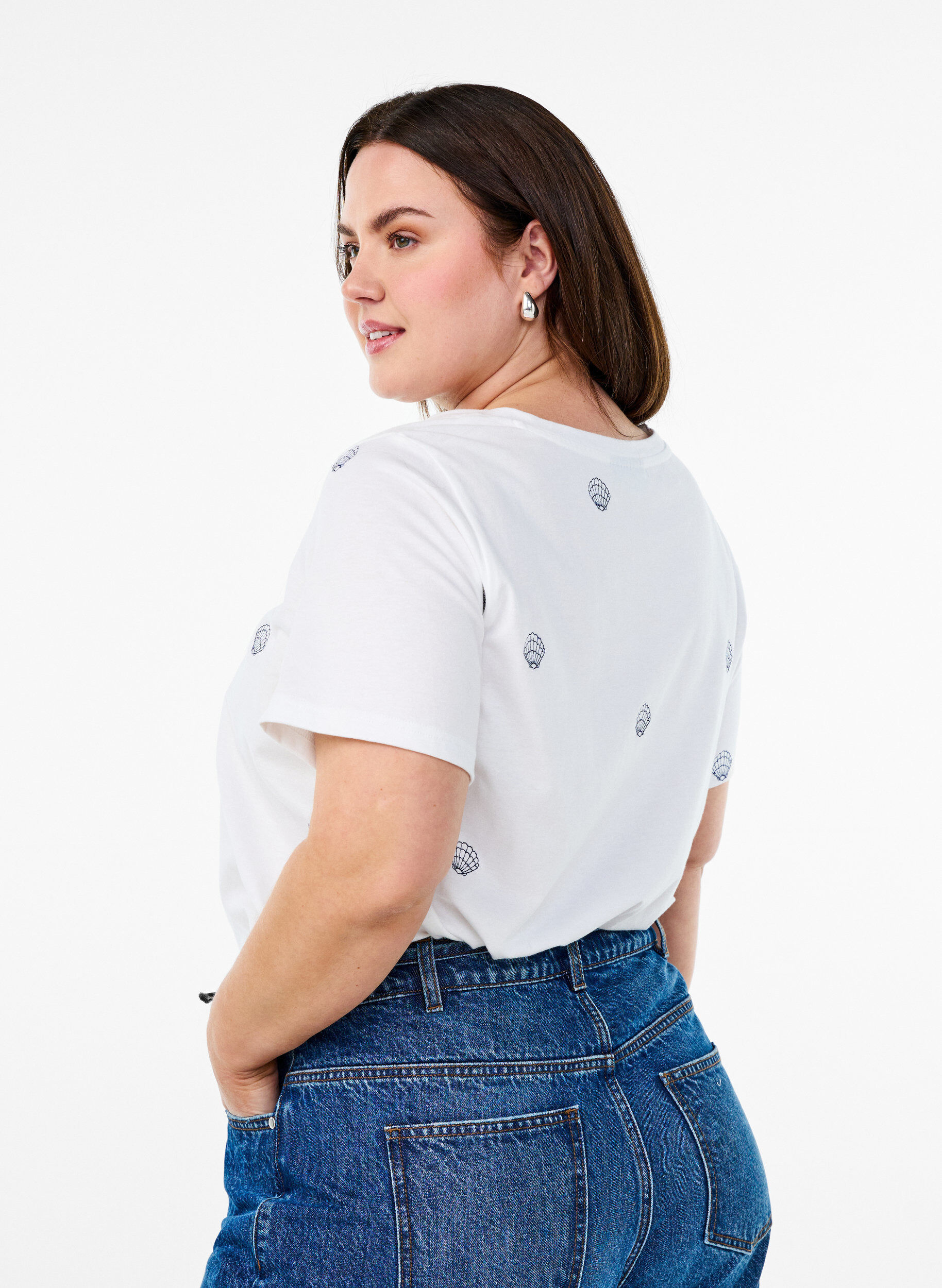 ZizziT-Shirt aus Bio-Baumwolle mit aufgestickten Motiven, Wei&szlig;, Model image number 2