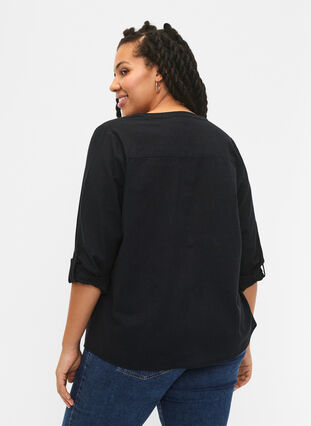 Hemdbluse aus Baumwolle mit V-Ausschnitt, Black, Model image number 1
