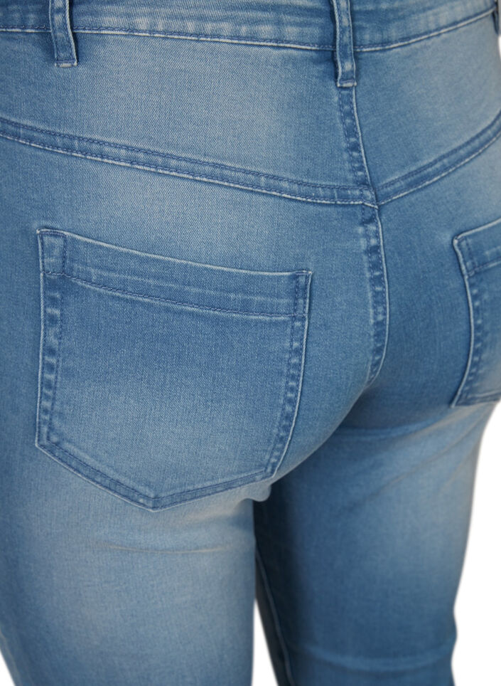 Amy Caprijeans mit hohem Taille und Super Slim Fit, Blau, Packshot image number 3