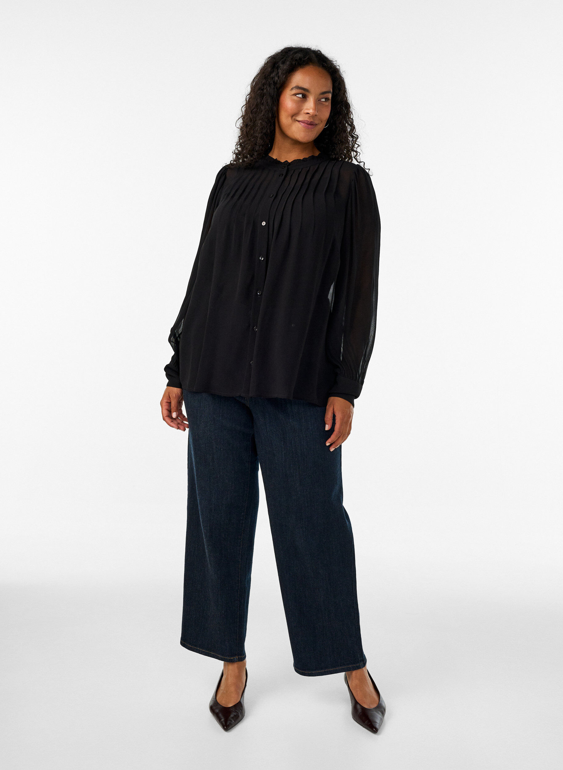 ZizziBluse aus Viskose mit R&uuml;schenkragen, Schwarz, Model image number 1