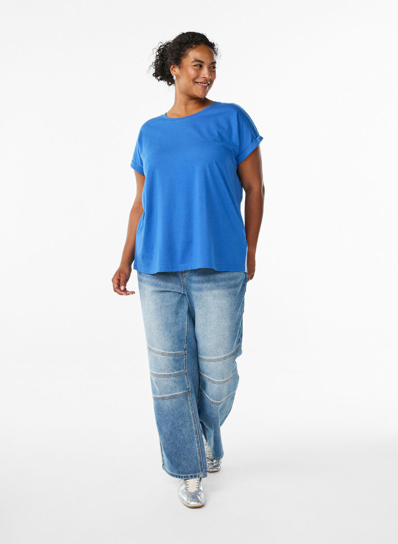 Kurz&auml;rmliges T-Shirt aus einer Baumwollmischung, Blau, Model image number 1