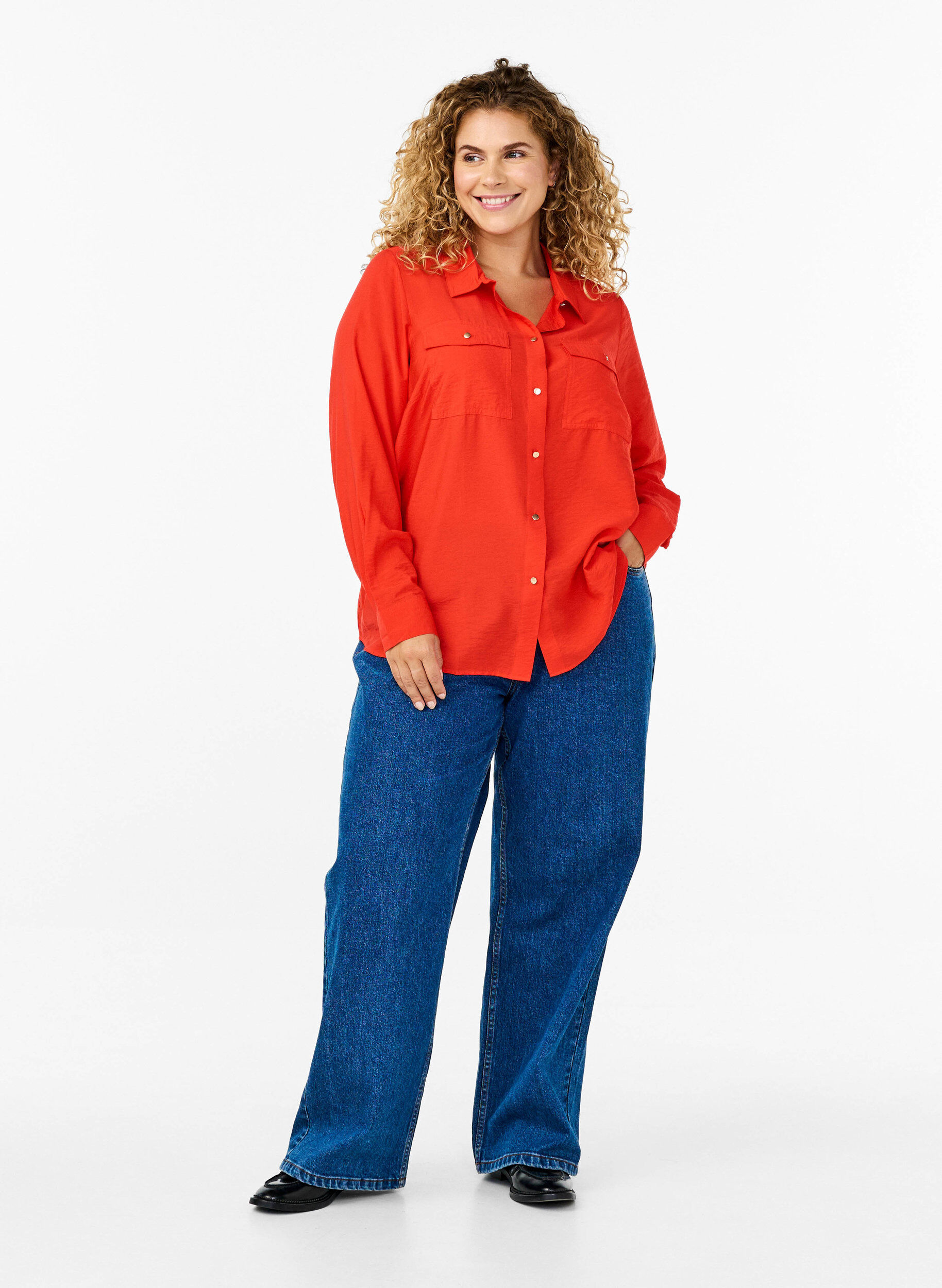 ZizziHemd mit Kragen und Brusttaschen, Rot, Model image number 1