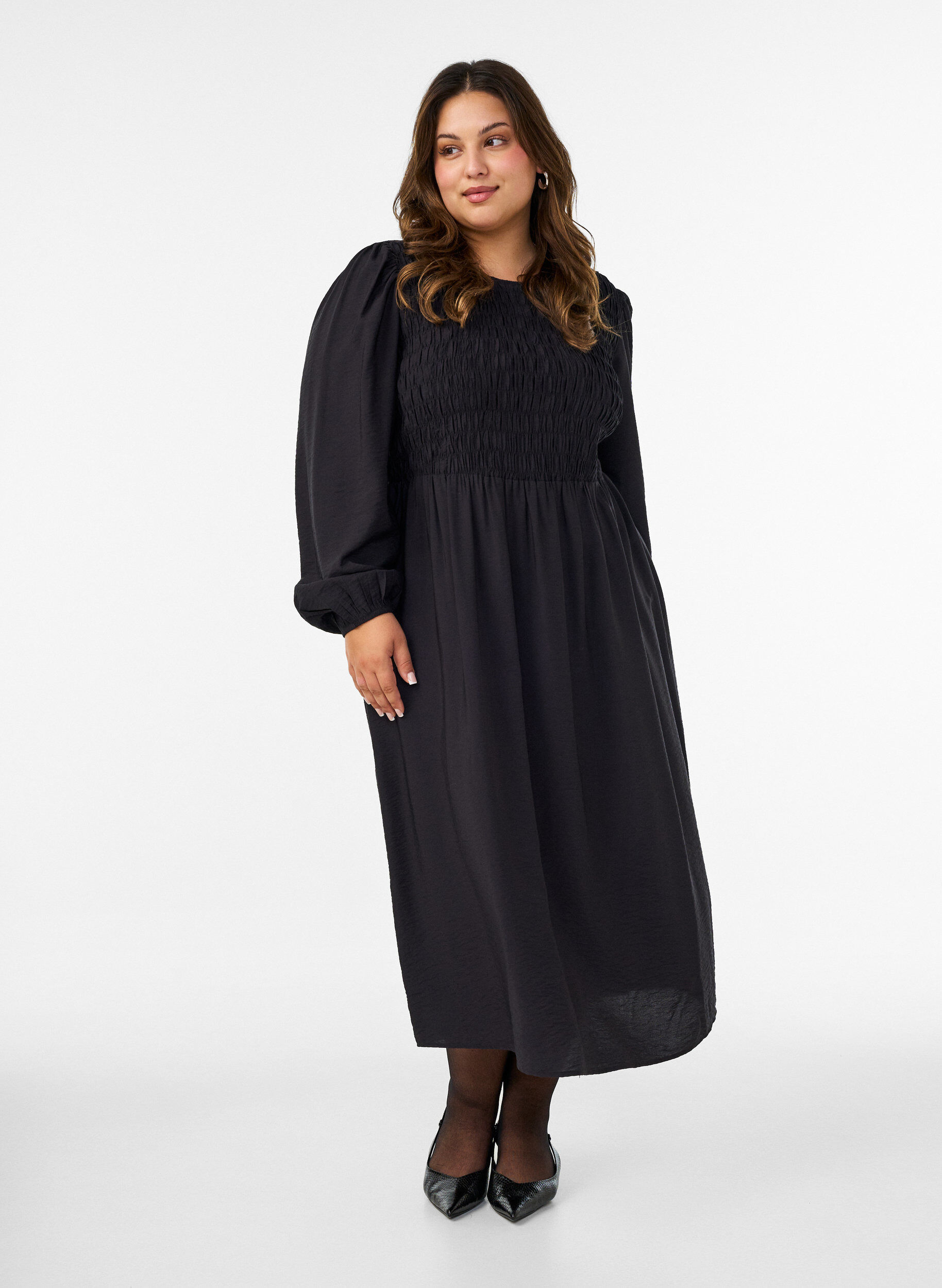 ZizziMidikleid aus Viskose mit Smock, Schwarz, Model image number 1