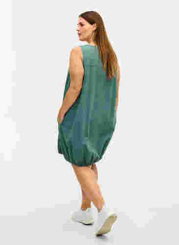 Ärmelloses Kleid aus Baumwolle, Sea Pine, Model image number 1